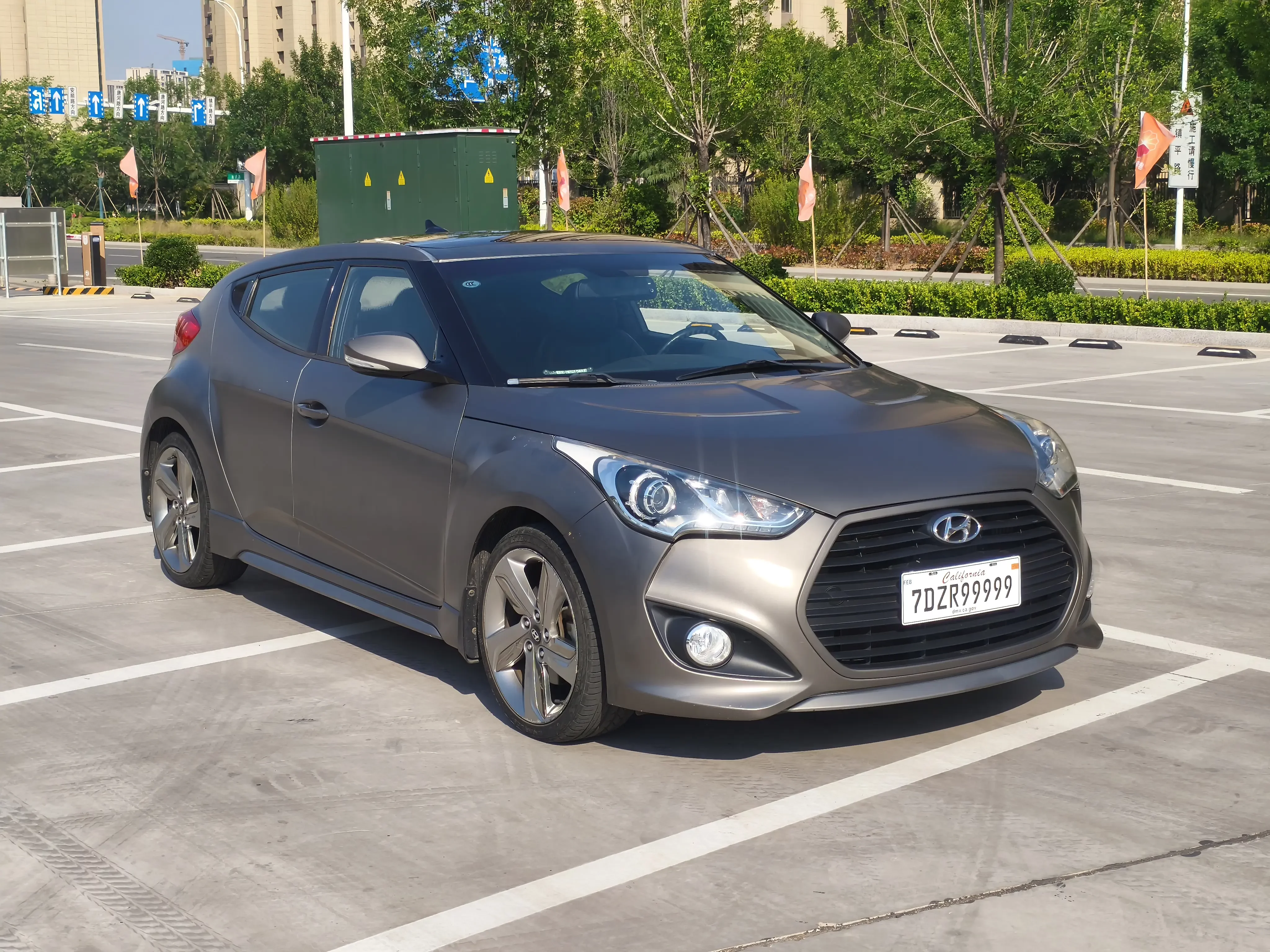 Hyundai Veloster
