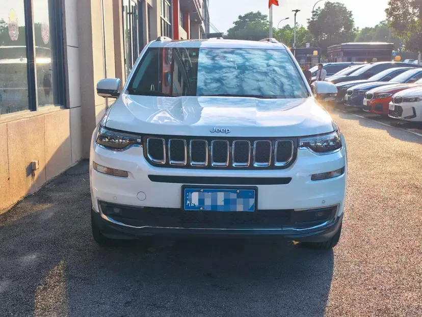 Jeep grand commander