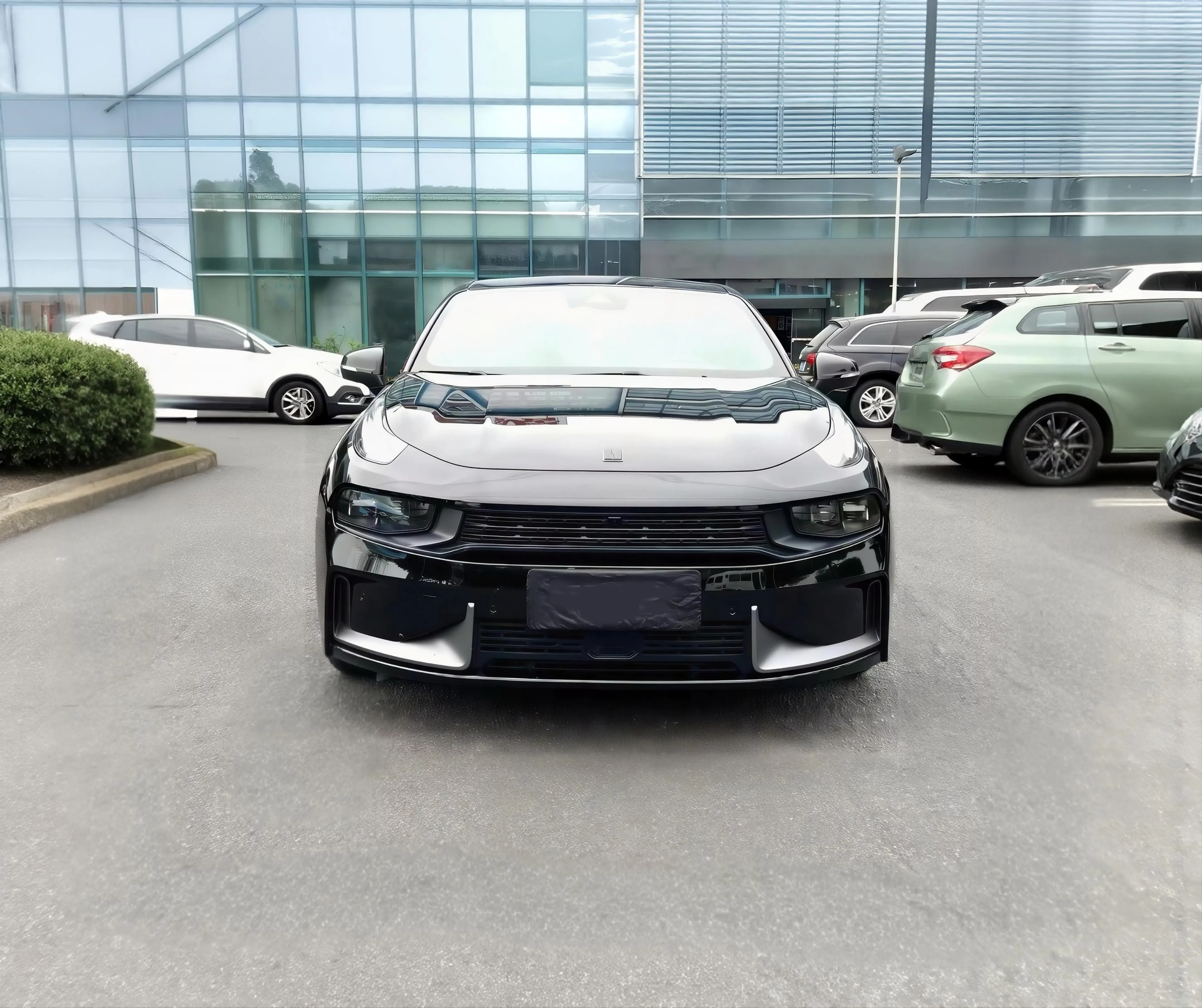 Lynk & Co 03