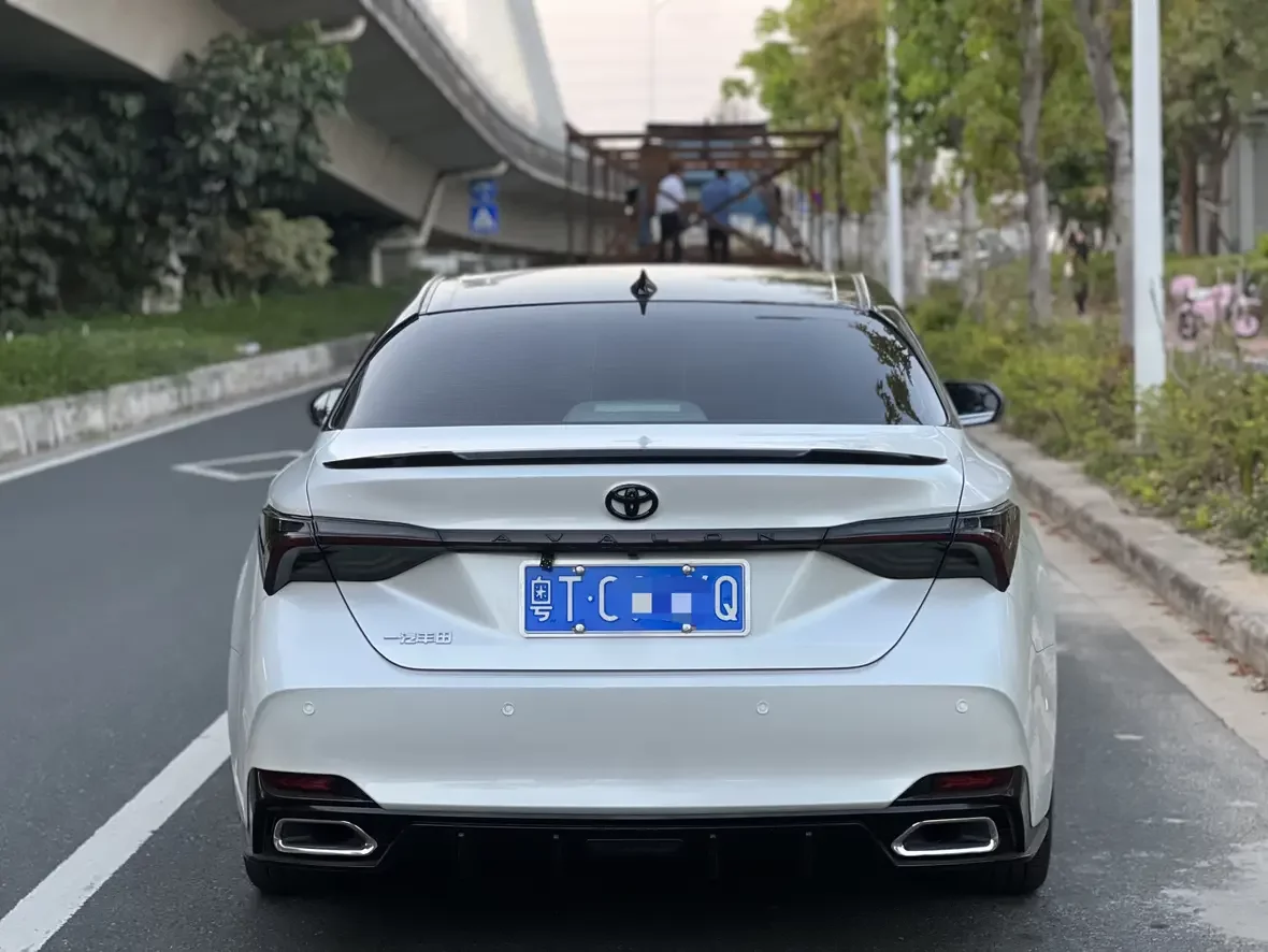Toyota Avalon