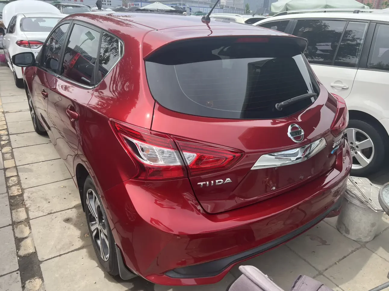 Nissan Tiida