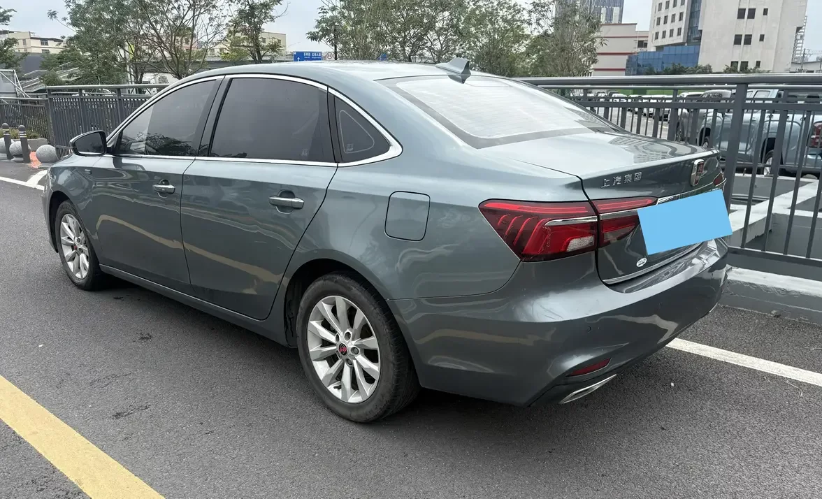 Roewe i6 Classic