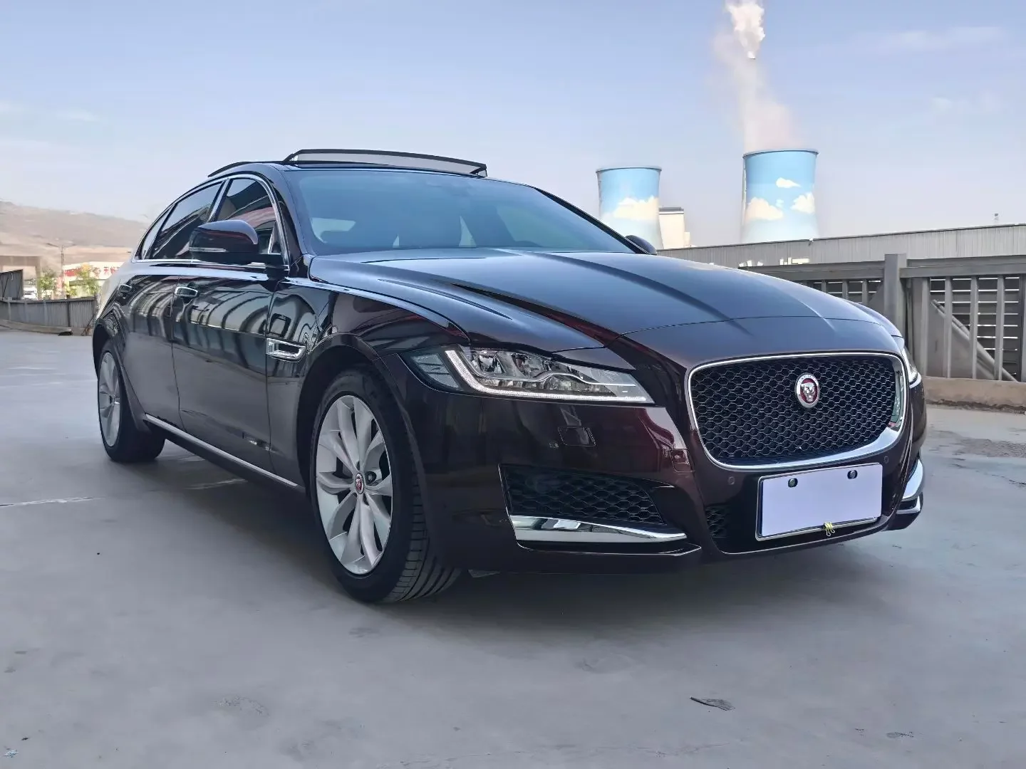 Jaguar XFL