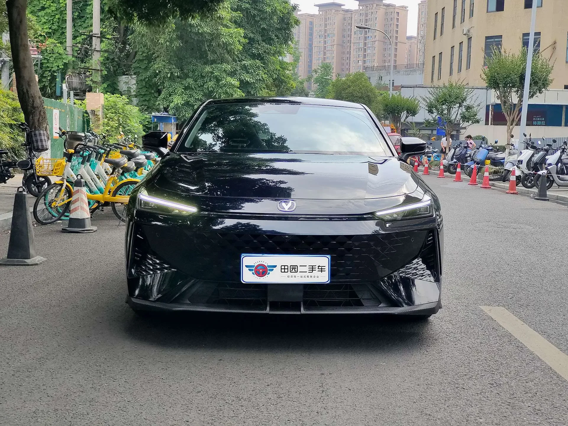Changan UNI-V