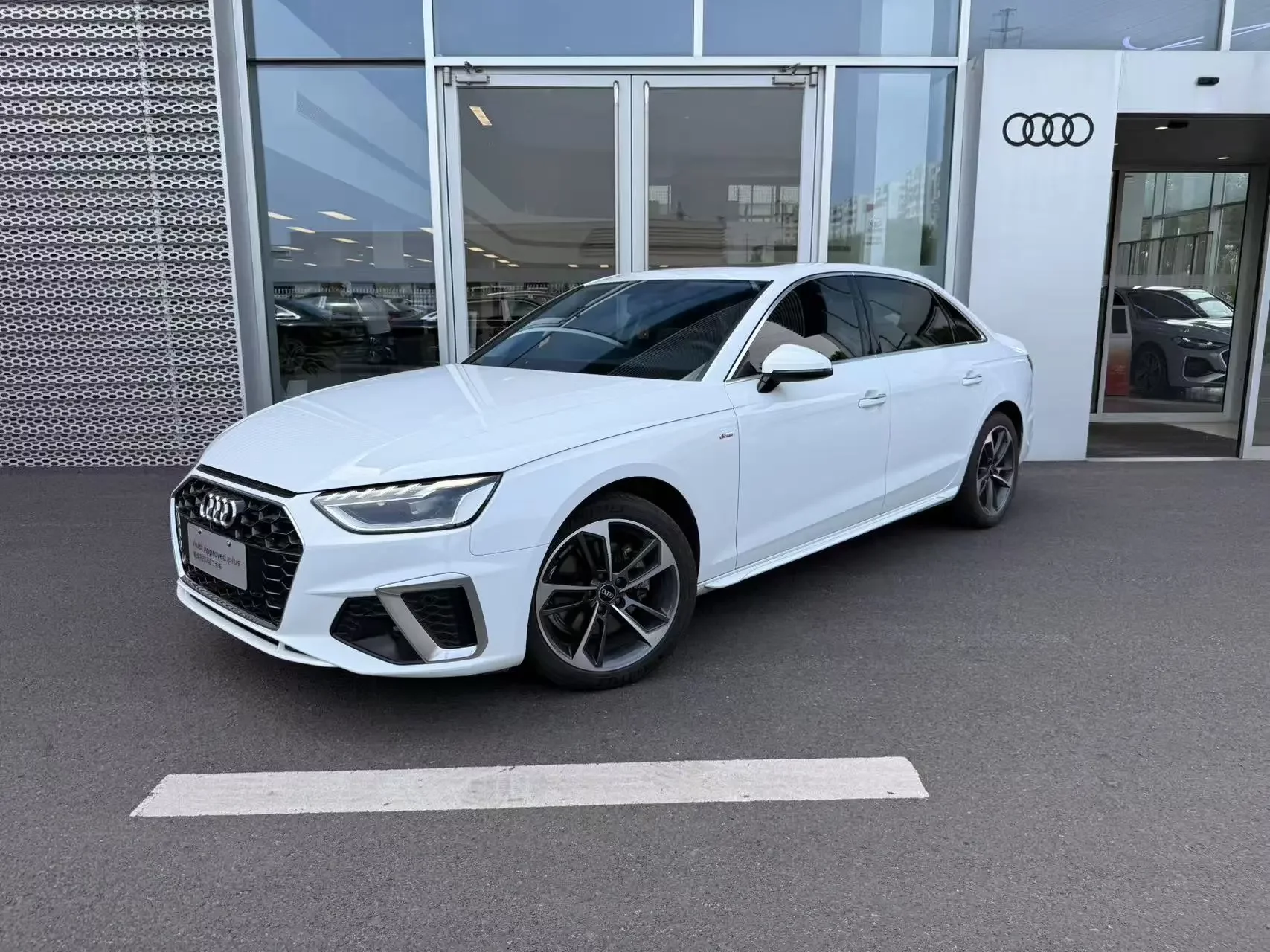 Audi A4L