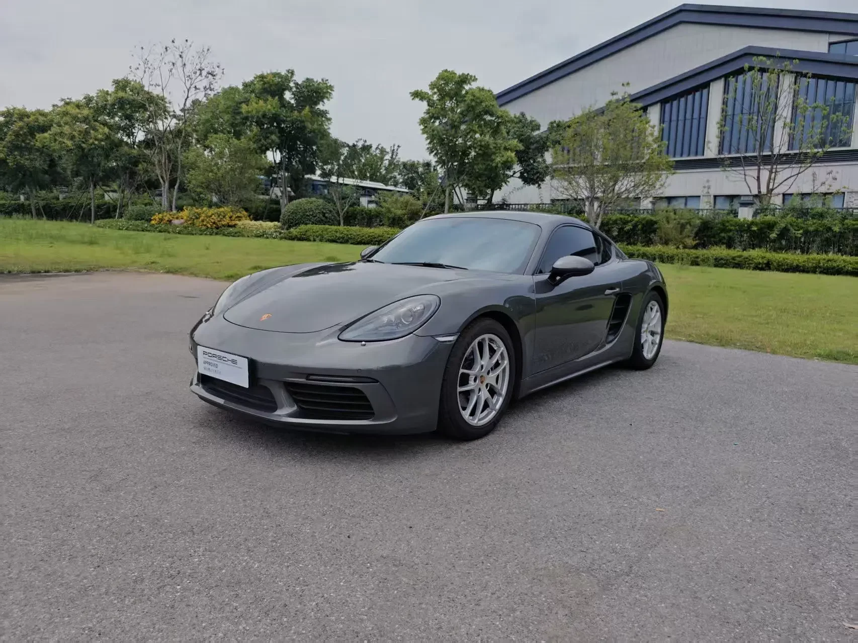 Porsche 718