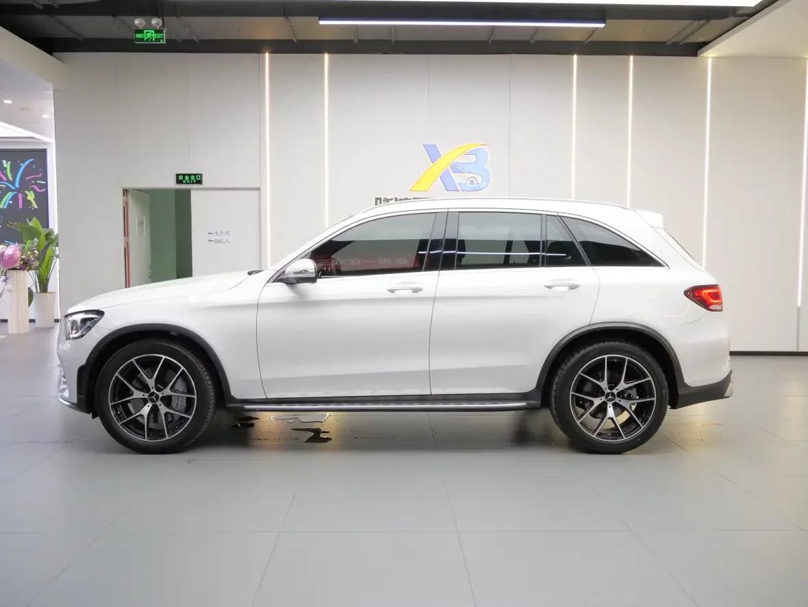 Mercedes-Benz GLC AMG