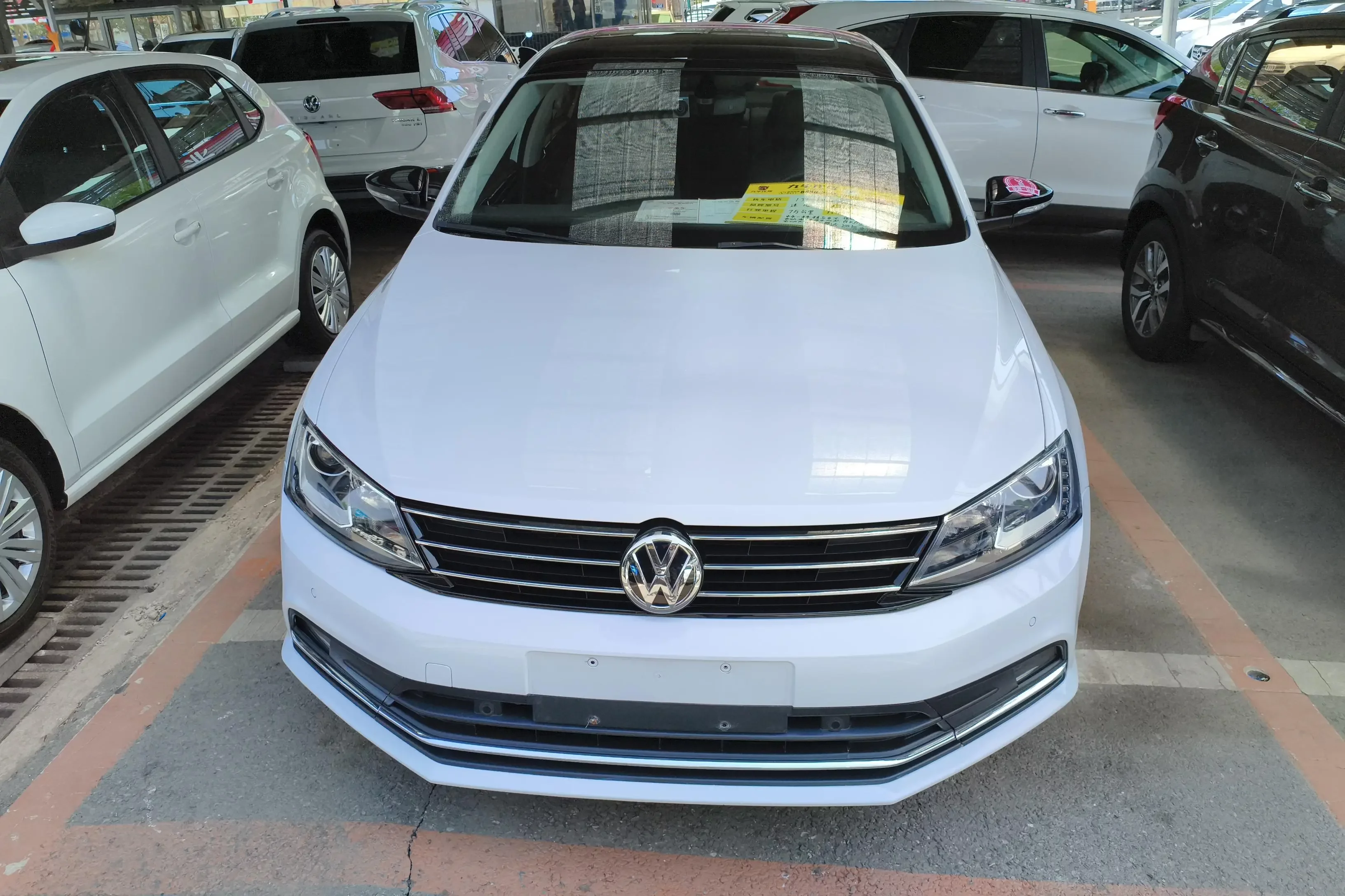 Volkswagen Sagitar