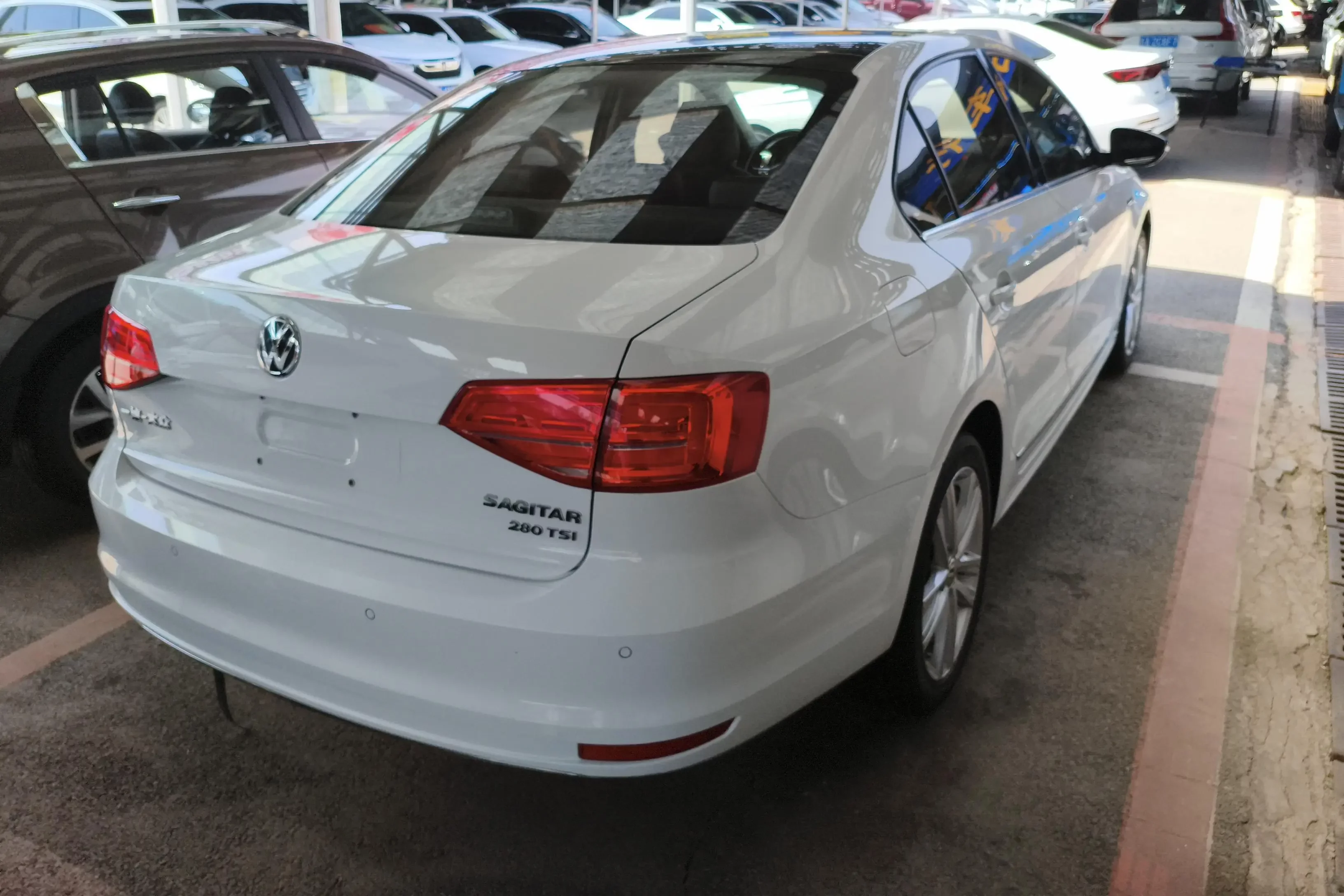 Volkswagen Sagitar
