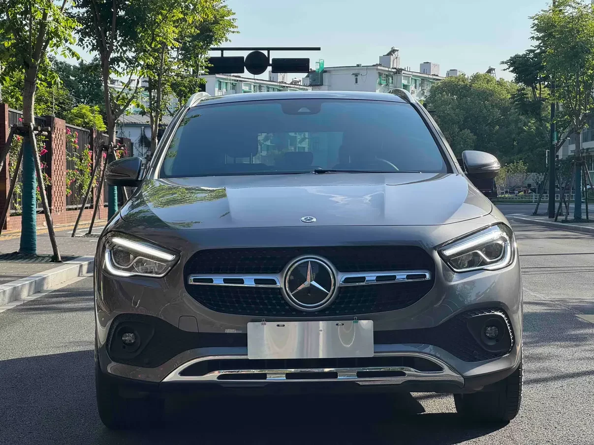 Mercedes-Benz GLA