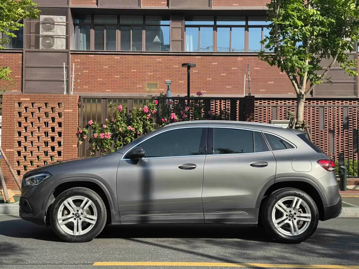 Mercedes-Benz GLA