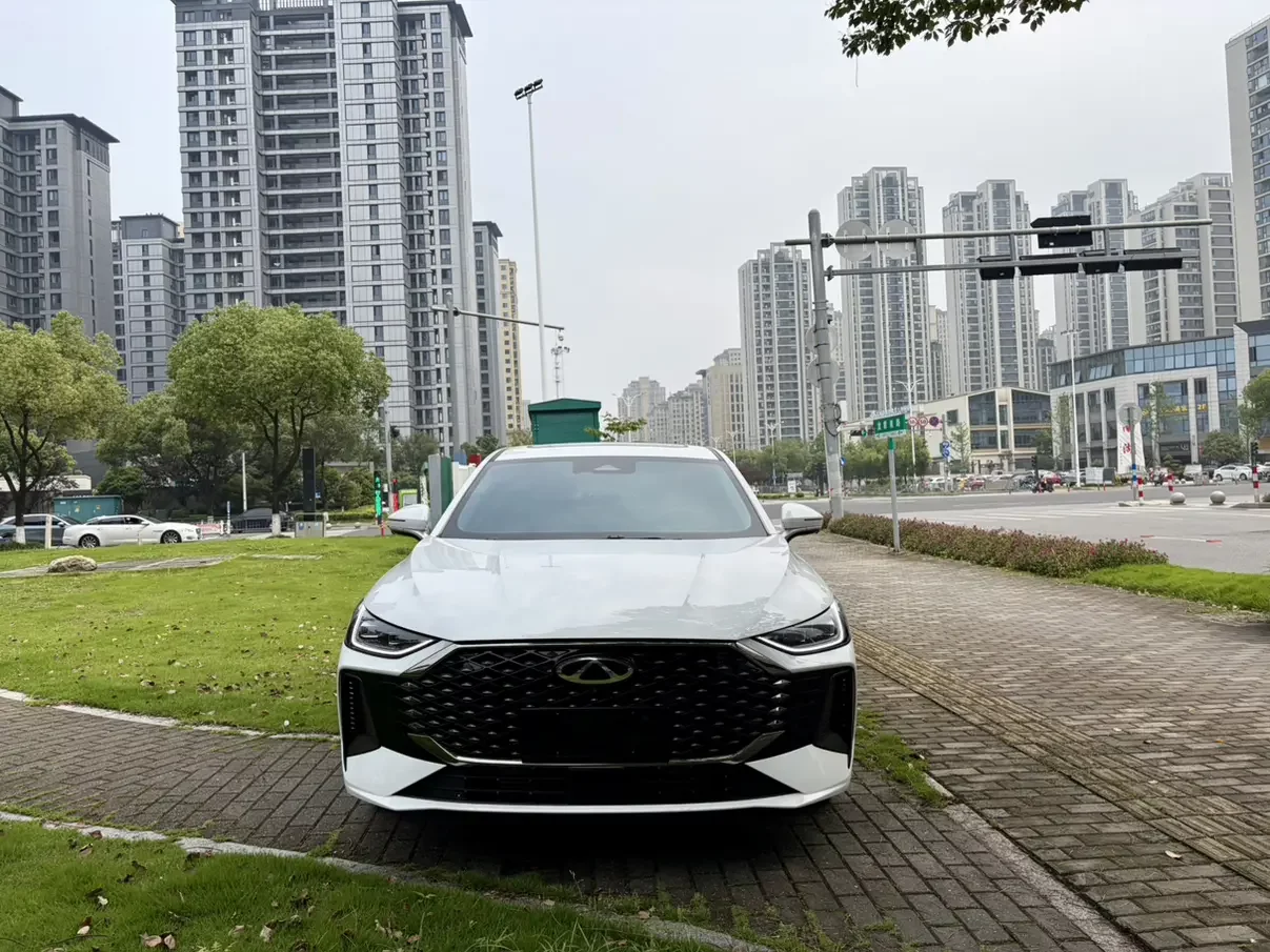 Chery Arrizo 8 PRO