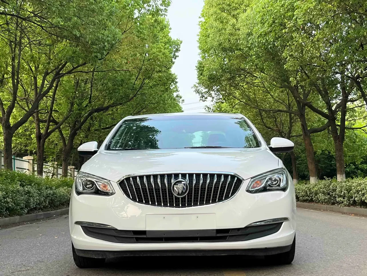 Buick Yinglang