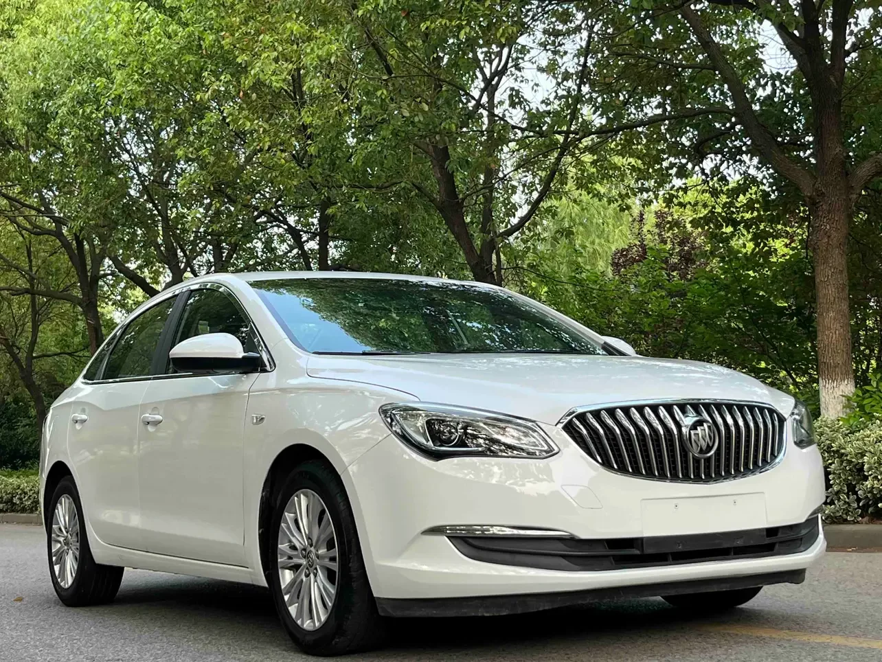 Buick Yinglang