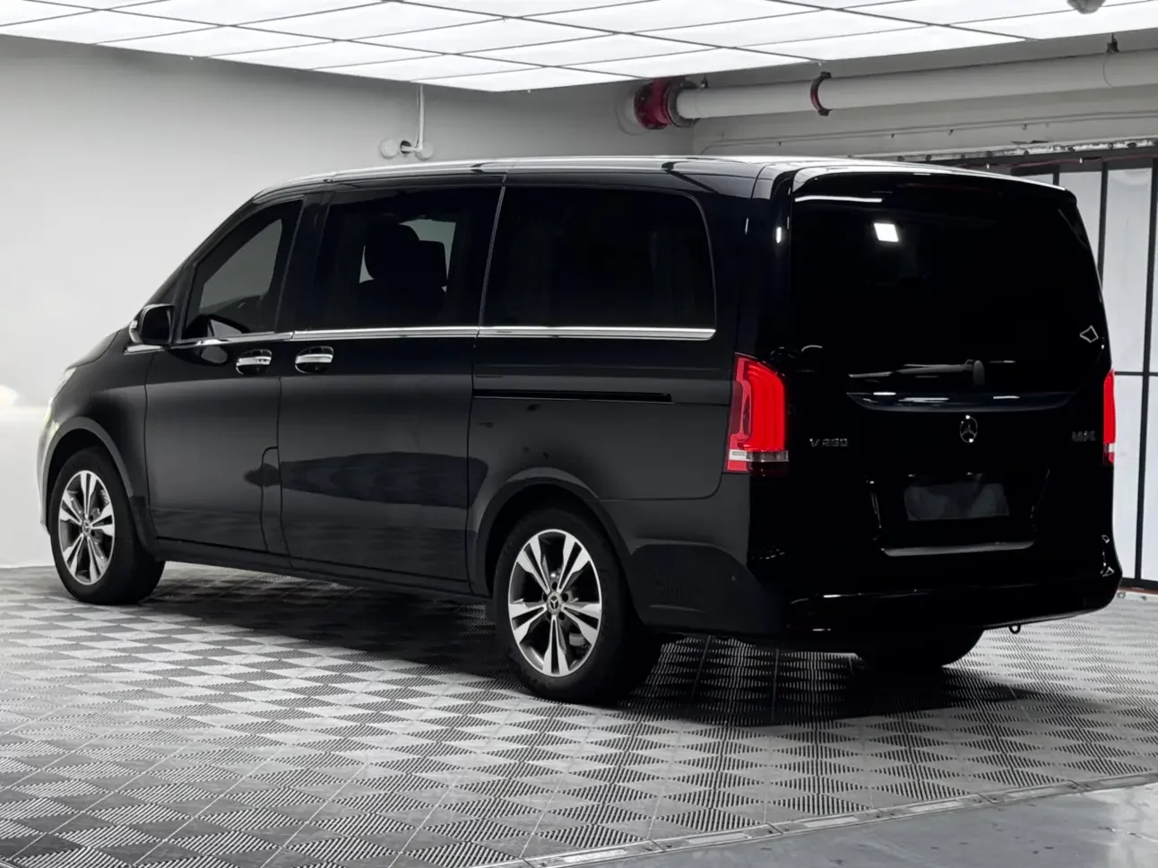 Mercedes-Benz V Class