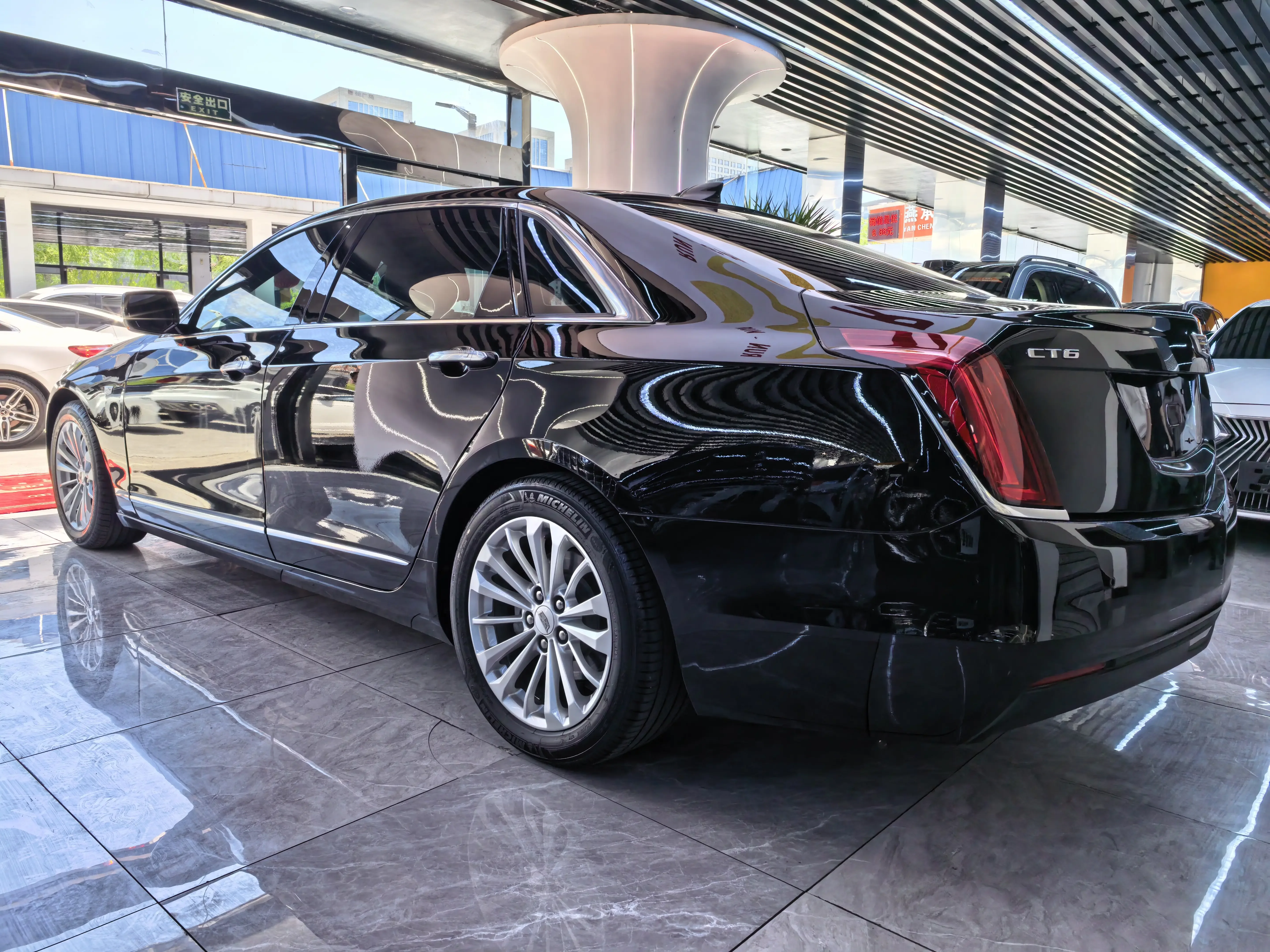 Cadillac CT6