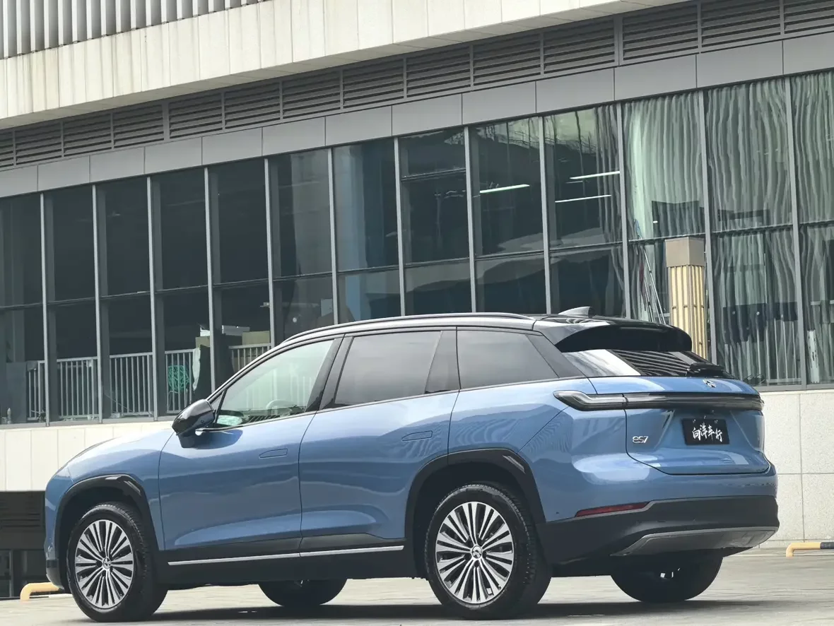 NIO ES7