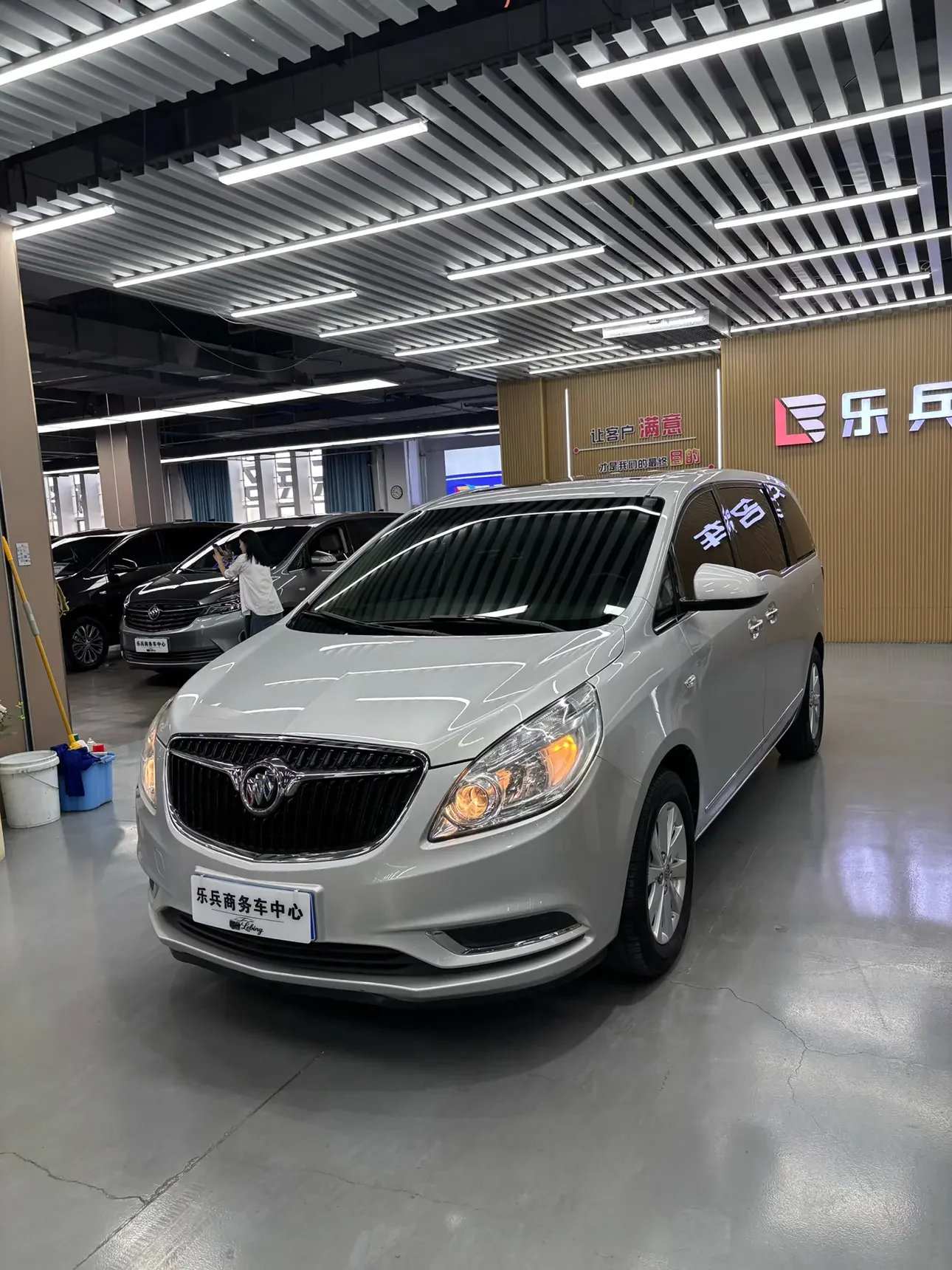 Buick GL8