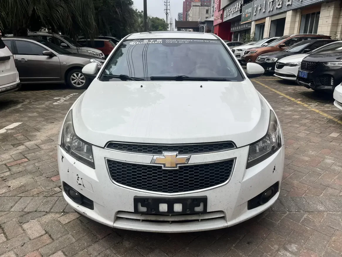 Chevrolet Monza (Cruze)  из Китая