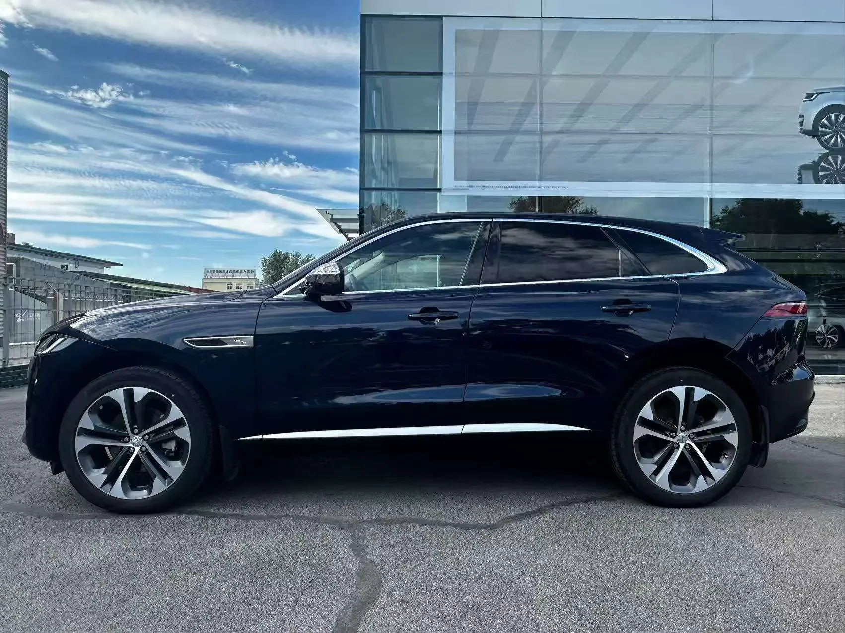 Jaguar F-PACE
