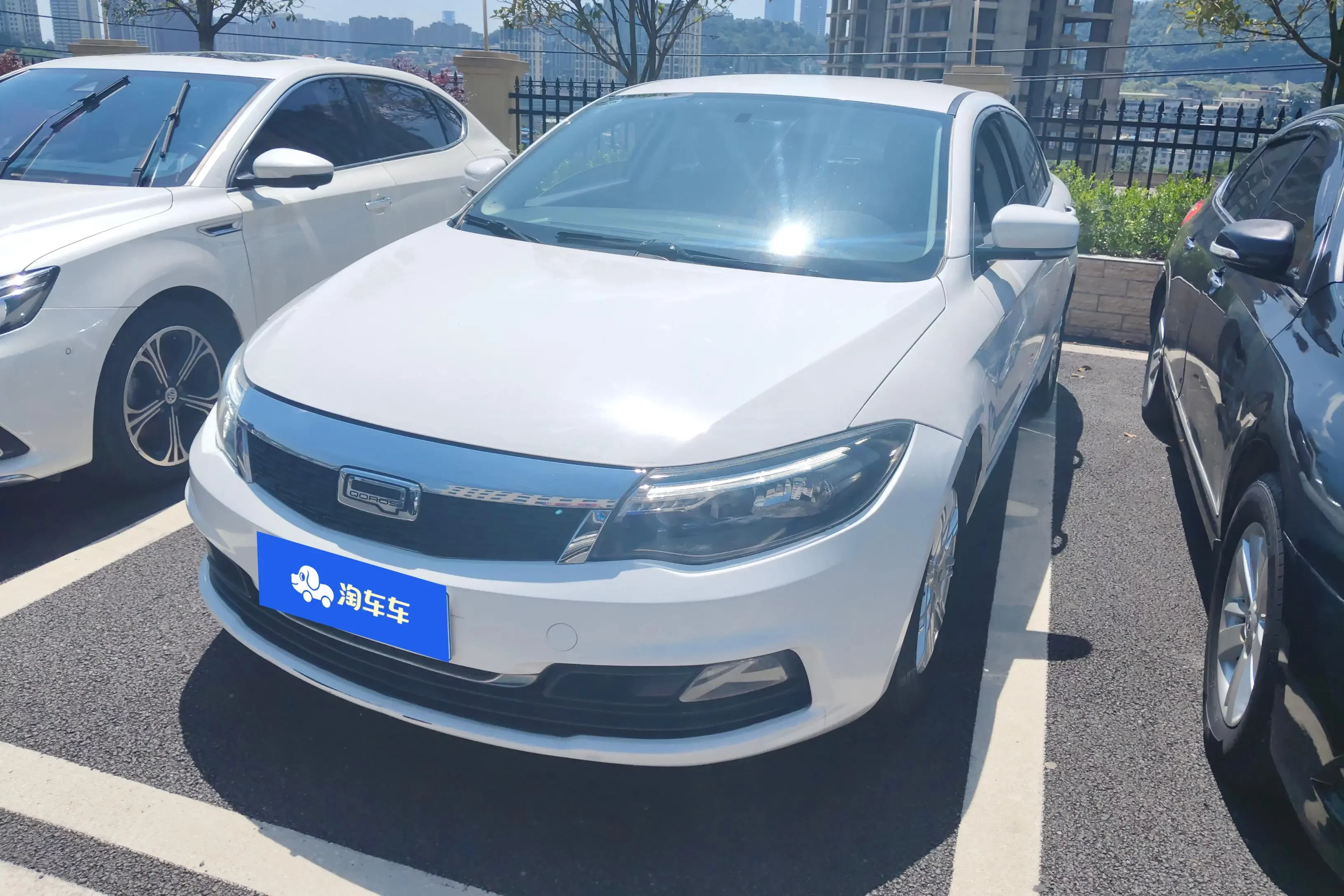 Qoros 3