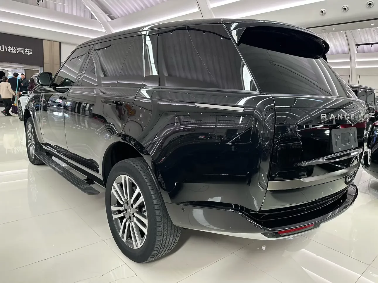 Land Rover range rover