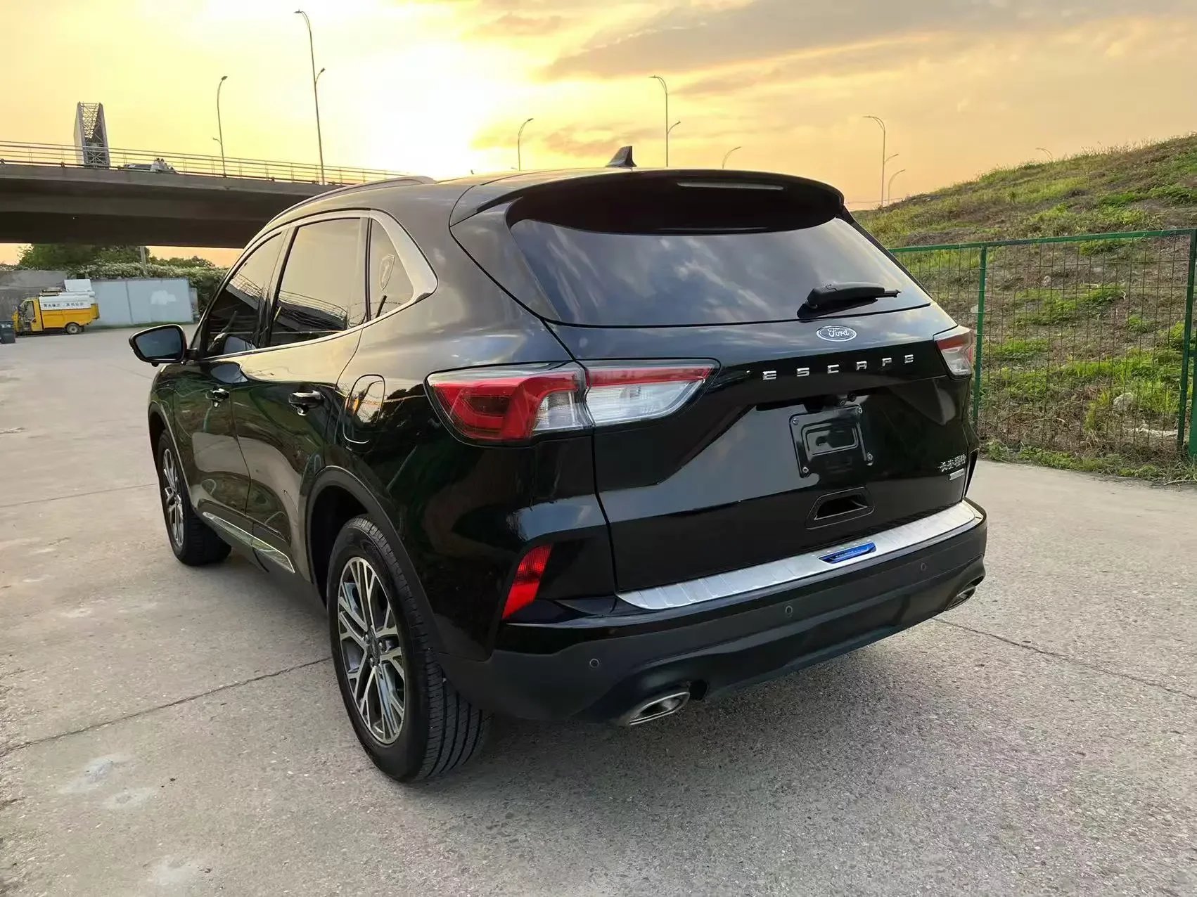 Ford Escape