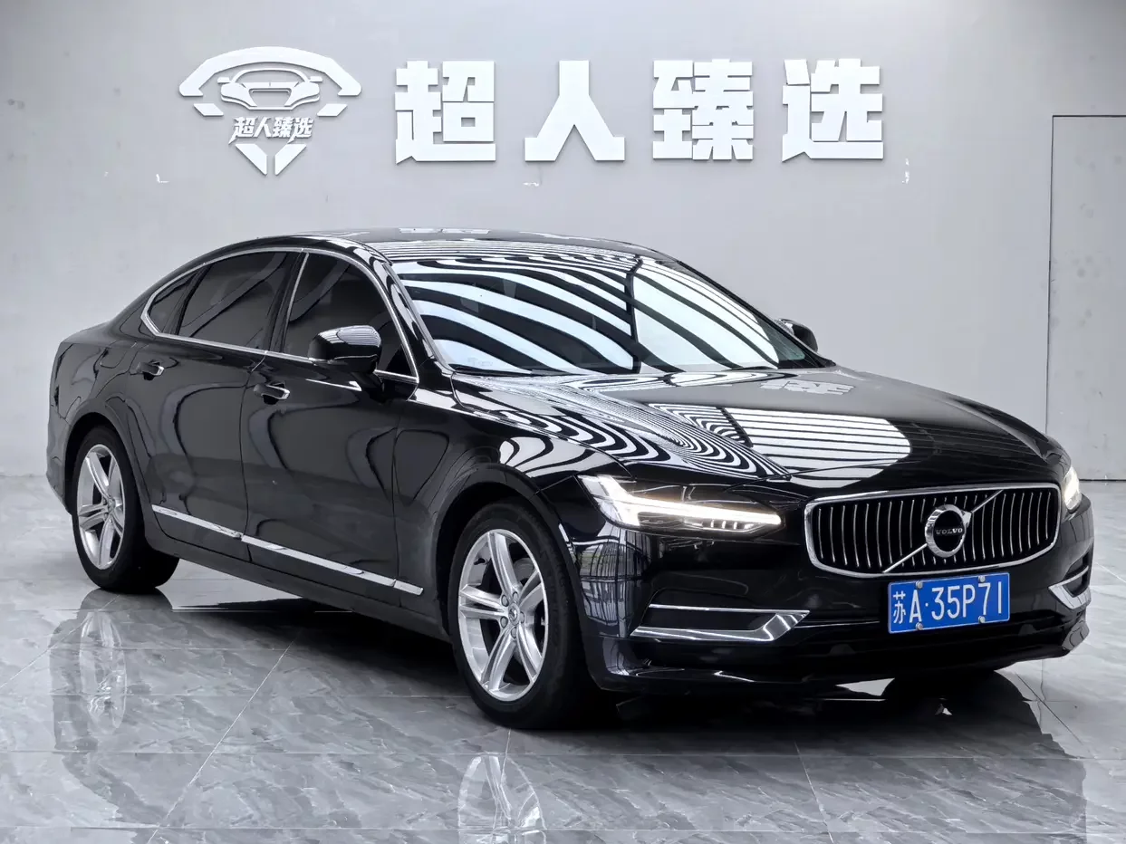 Volvo S90