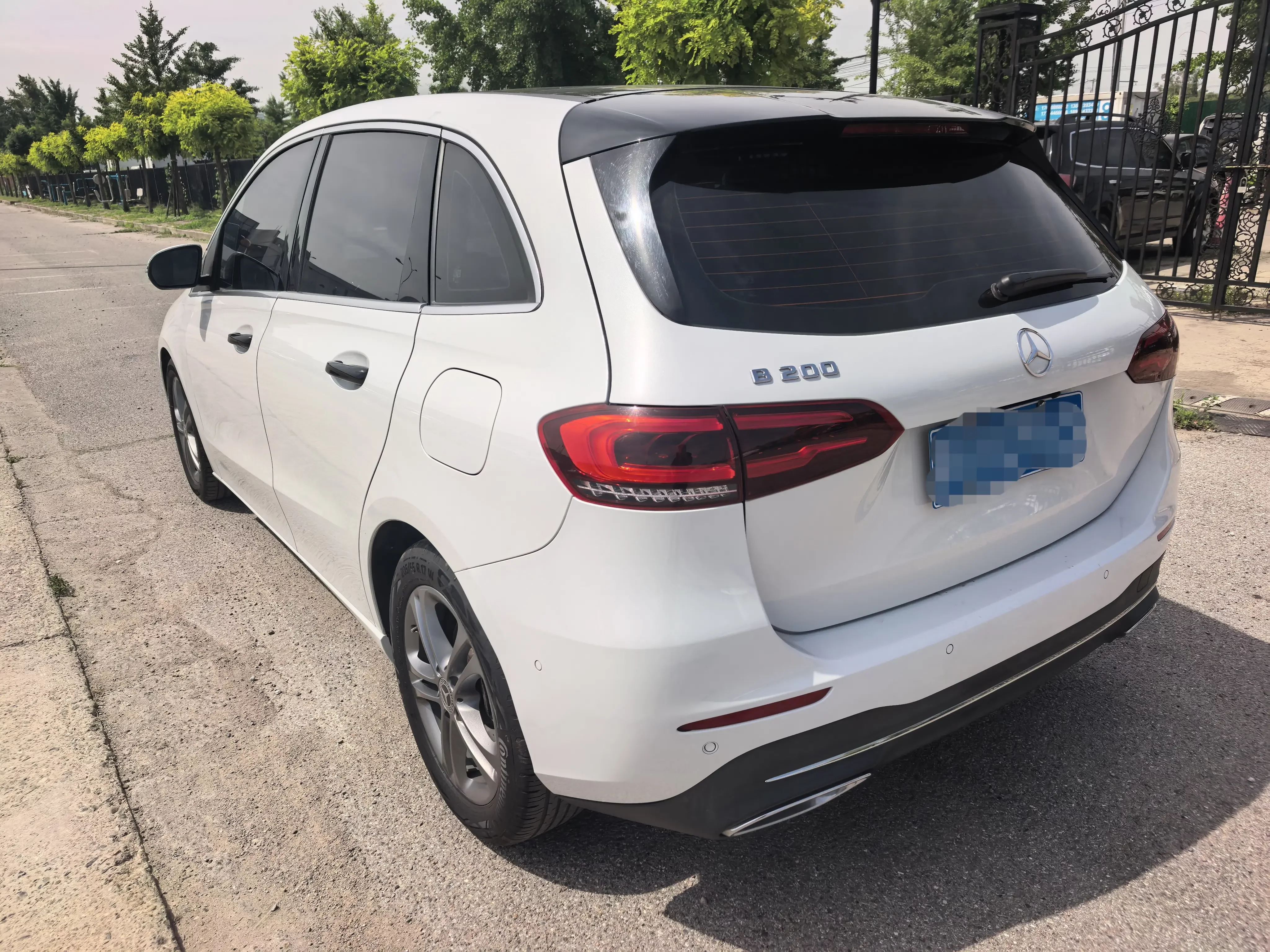 Mercedes-Benz B Class