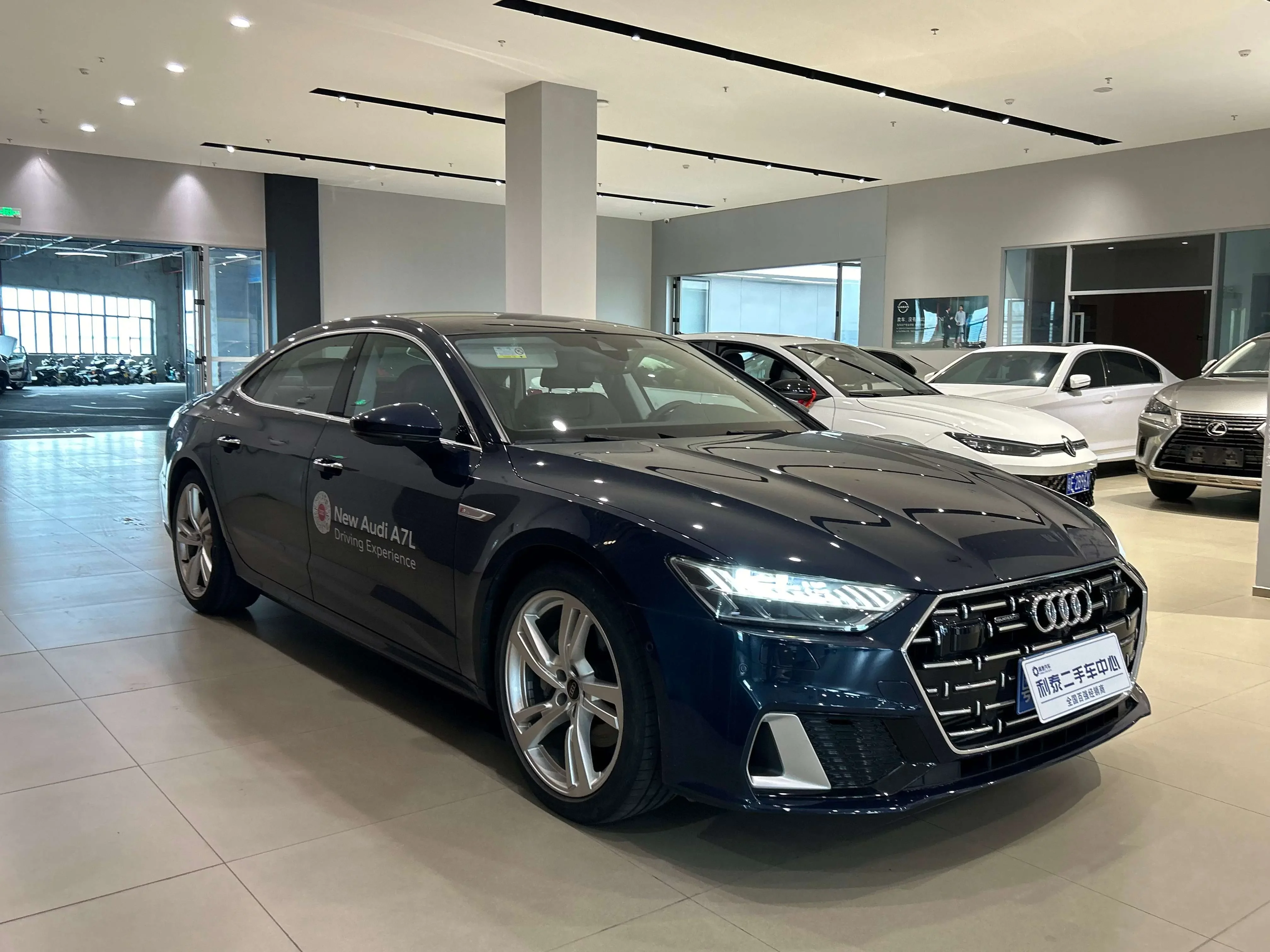 Audi A7L