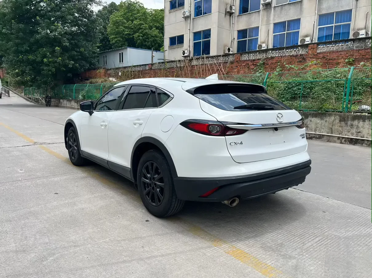 Mazda CX-4