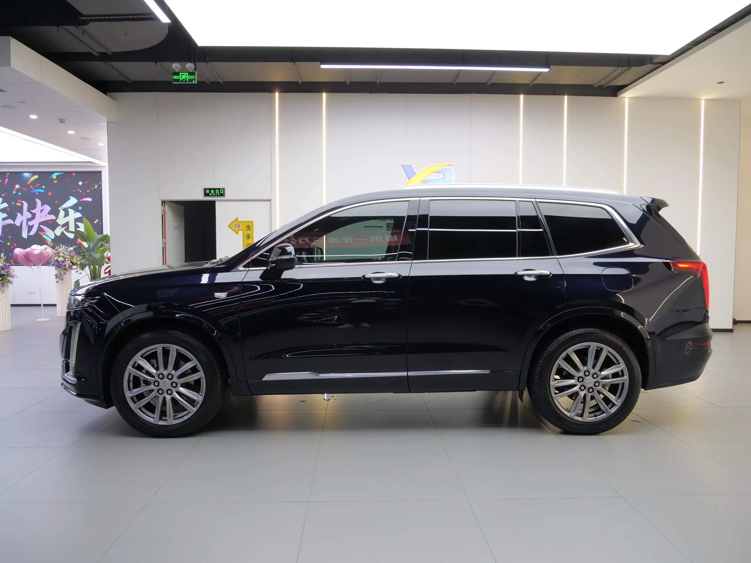 Cadillac XT6