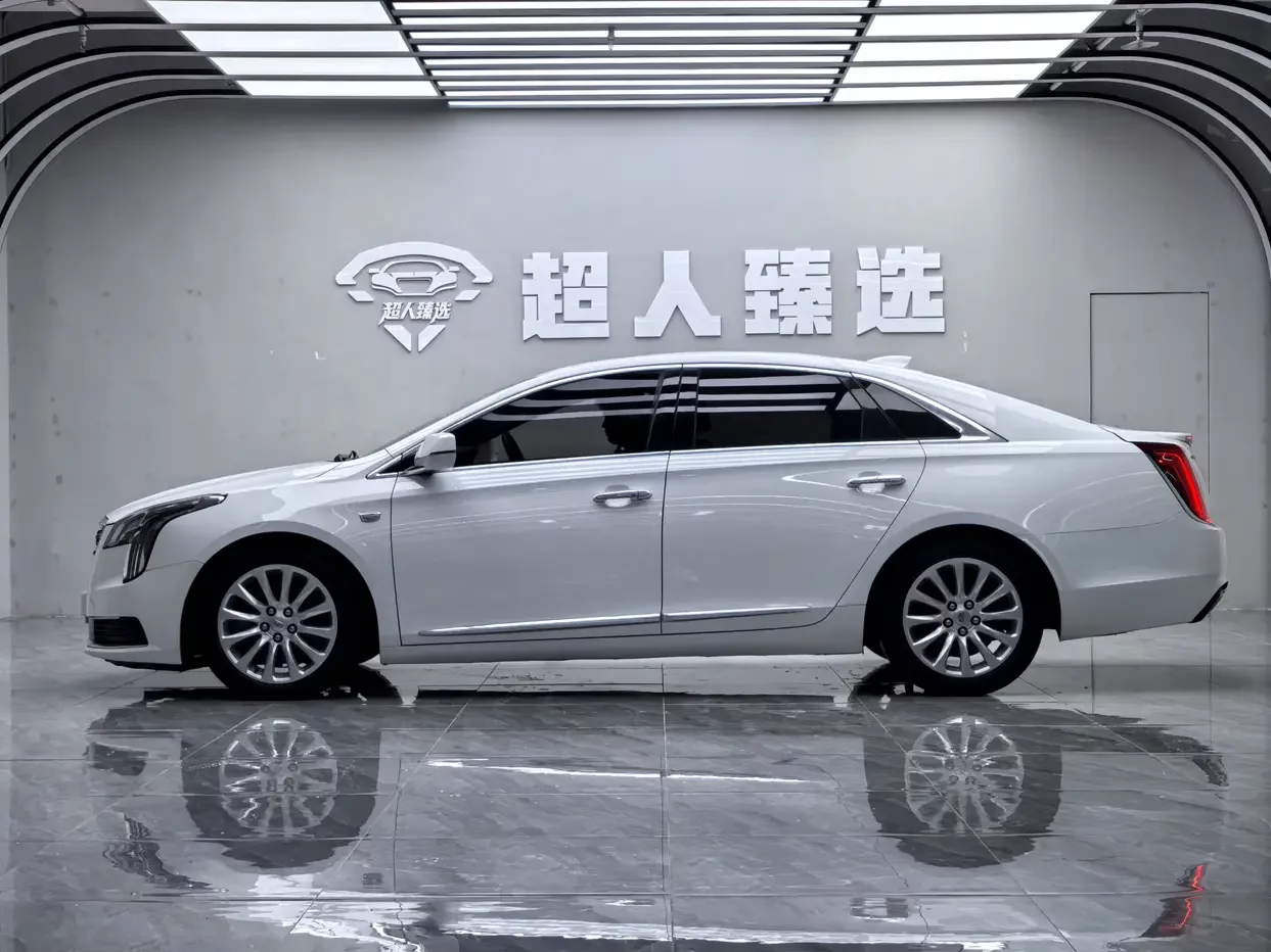 Cadillac XTS
