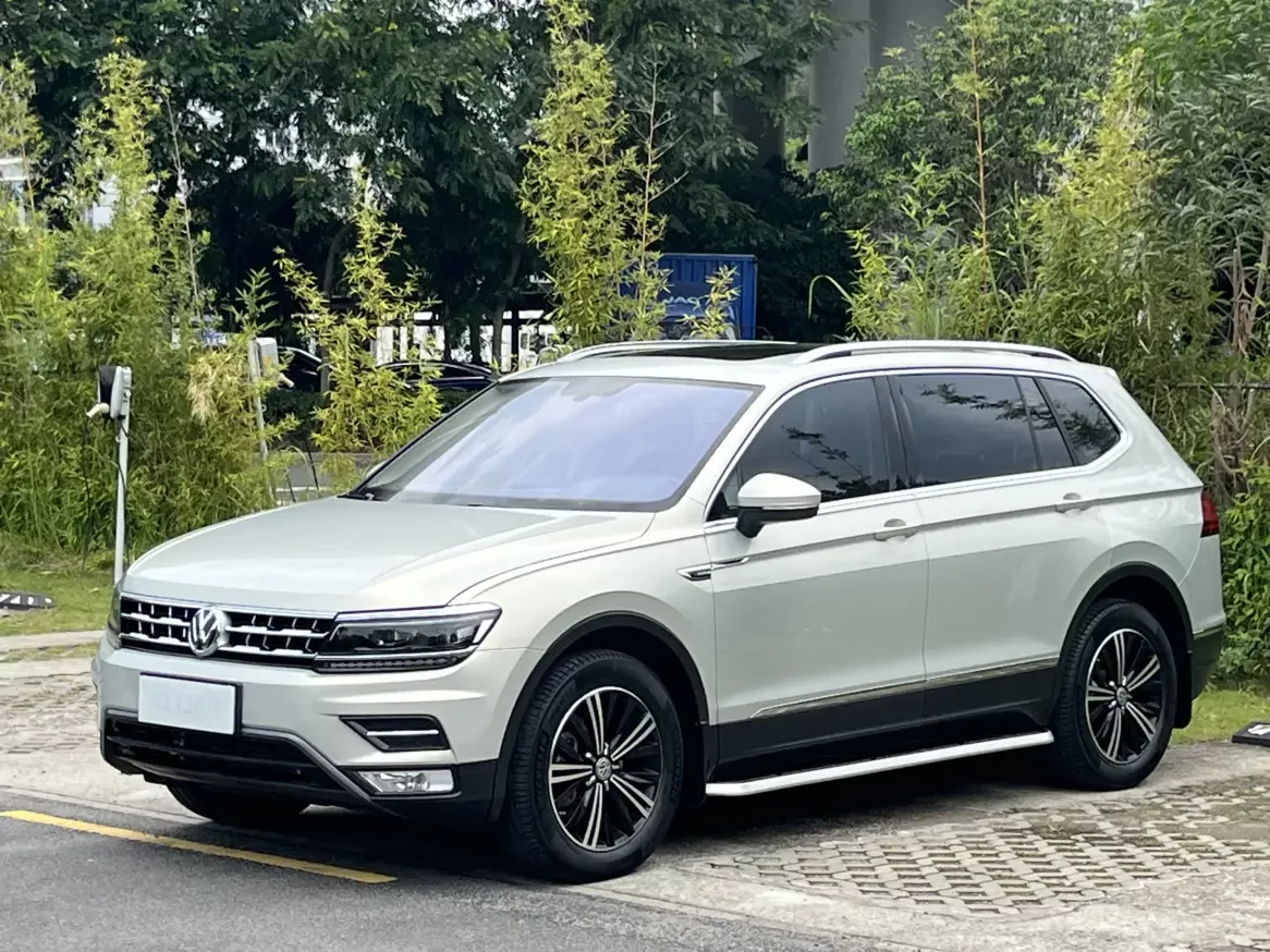 Volkswagen Tiguan L