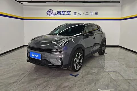 Lynk & Co 06