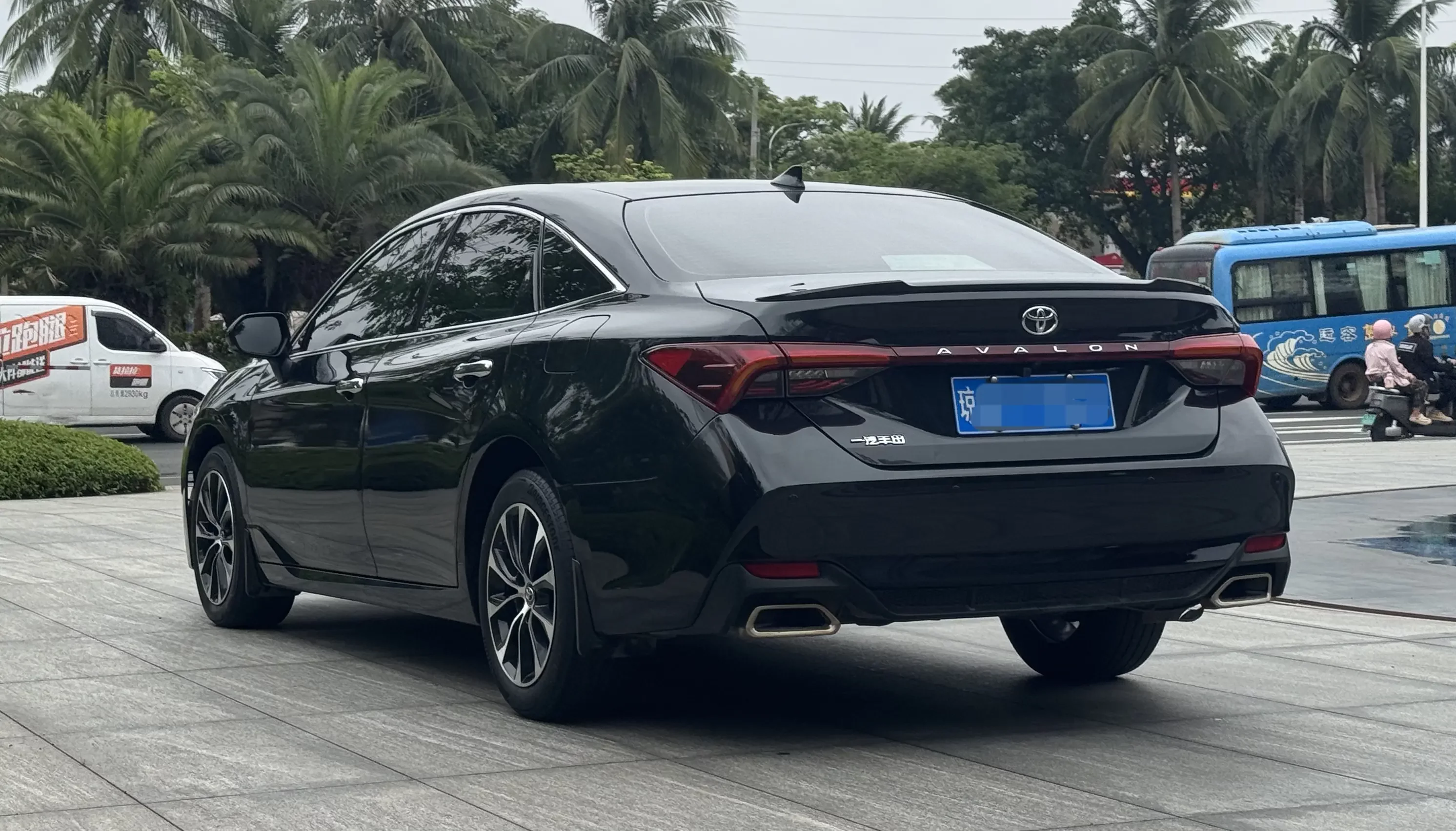 Toyota Avalon