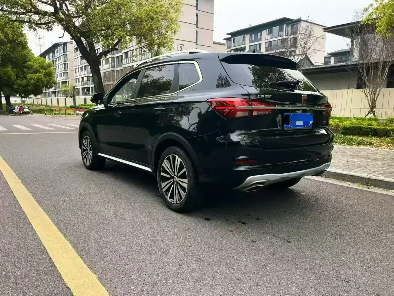 Roewe RX5