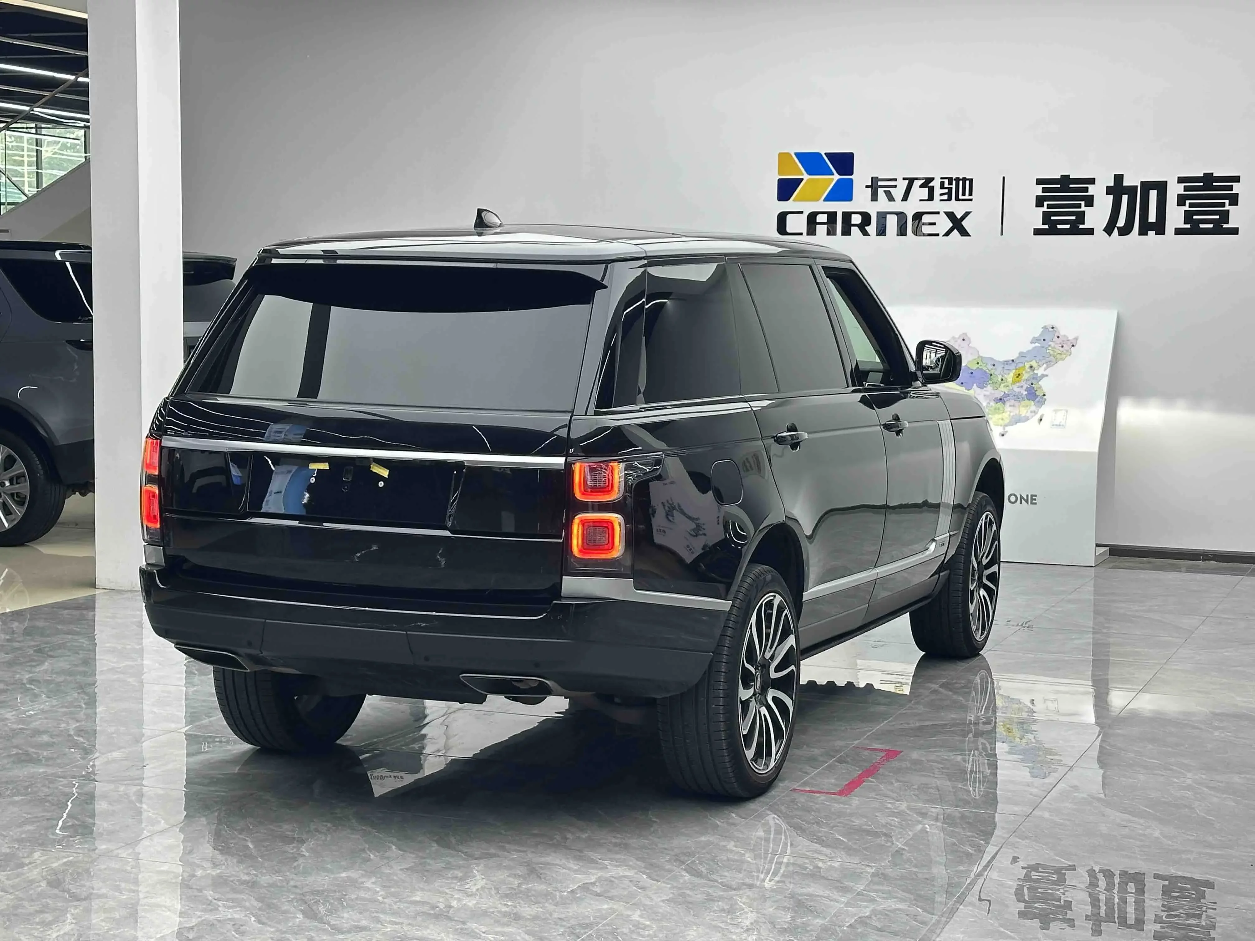 Land Rover range rover
