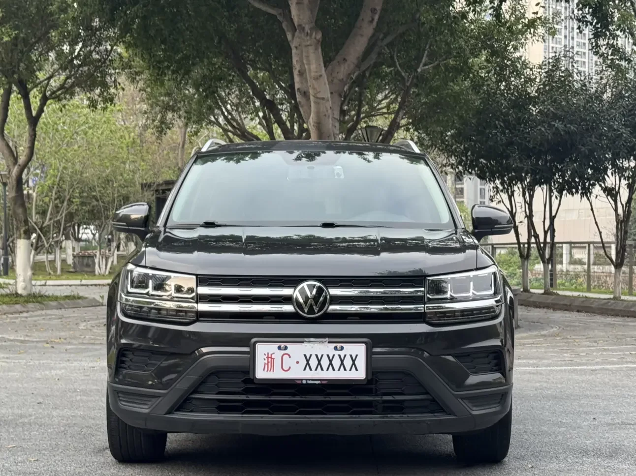 Volkswagen Tharu