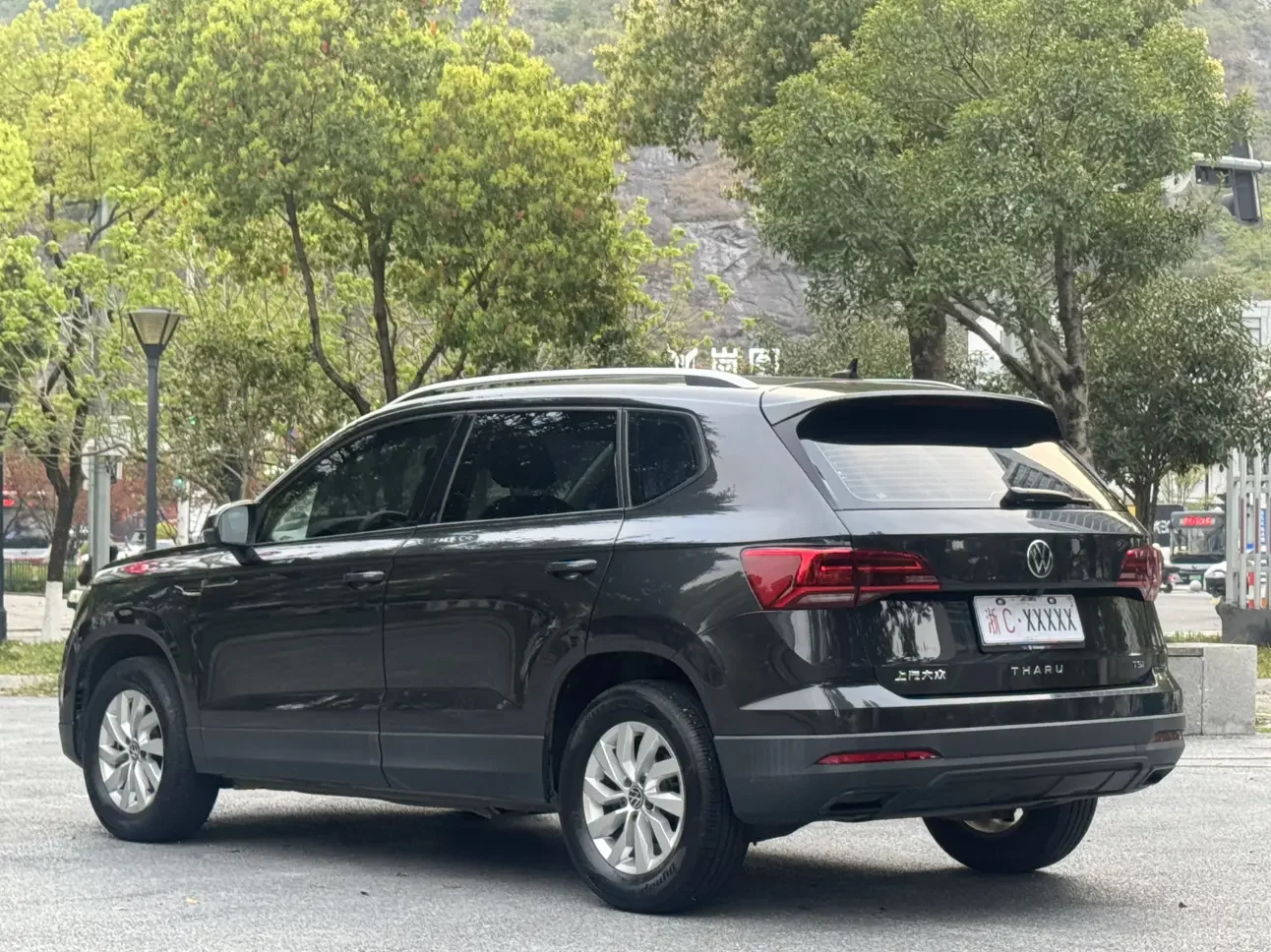 Volkswagen Tharu