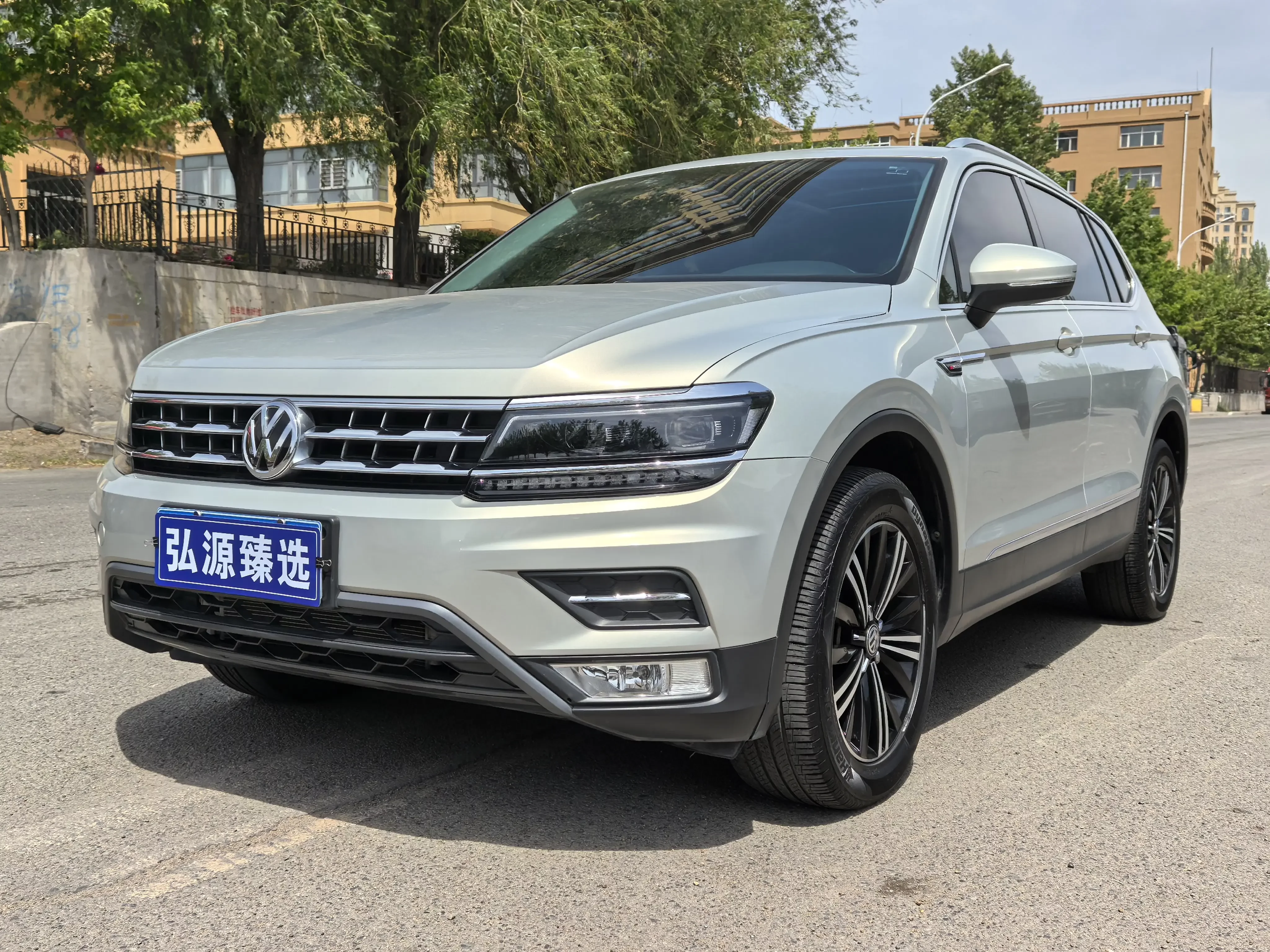 Volkswagen Tiguan L
