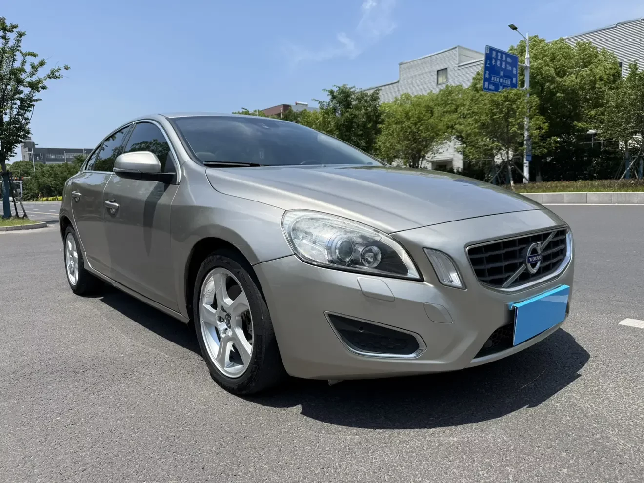 Volvo S60