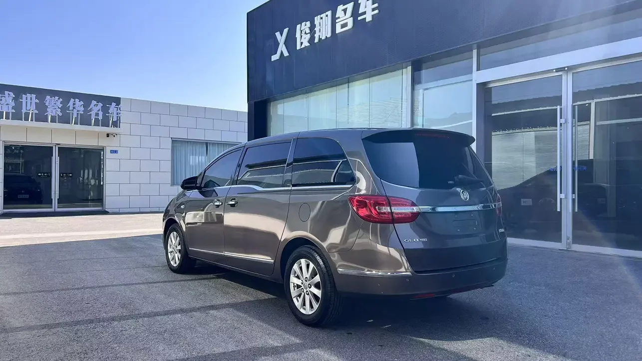 Buick GL8