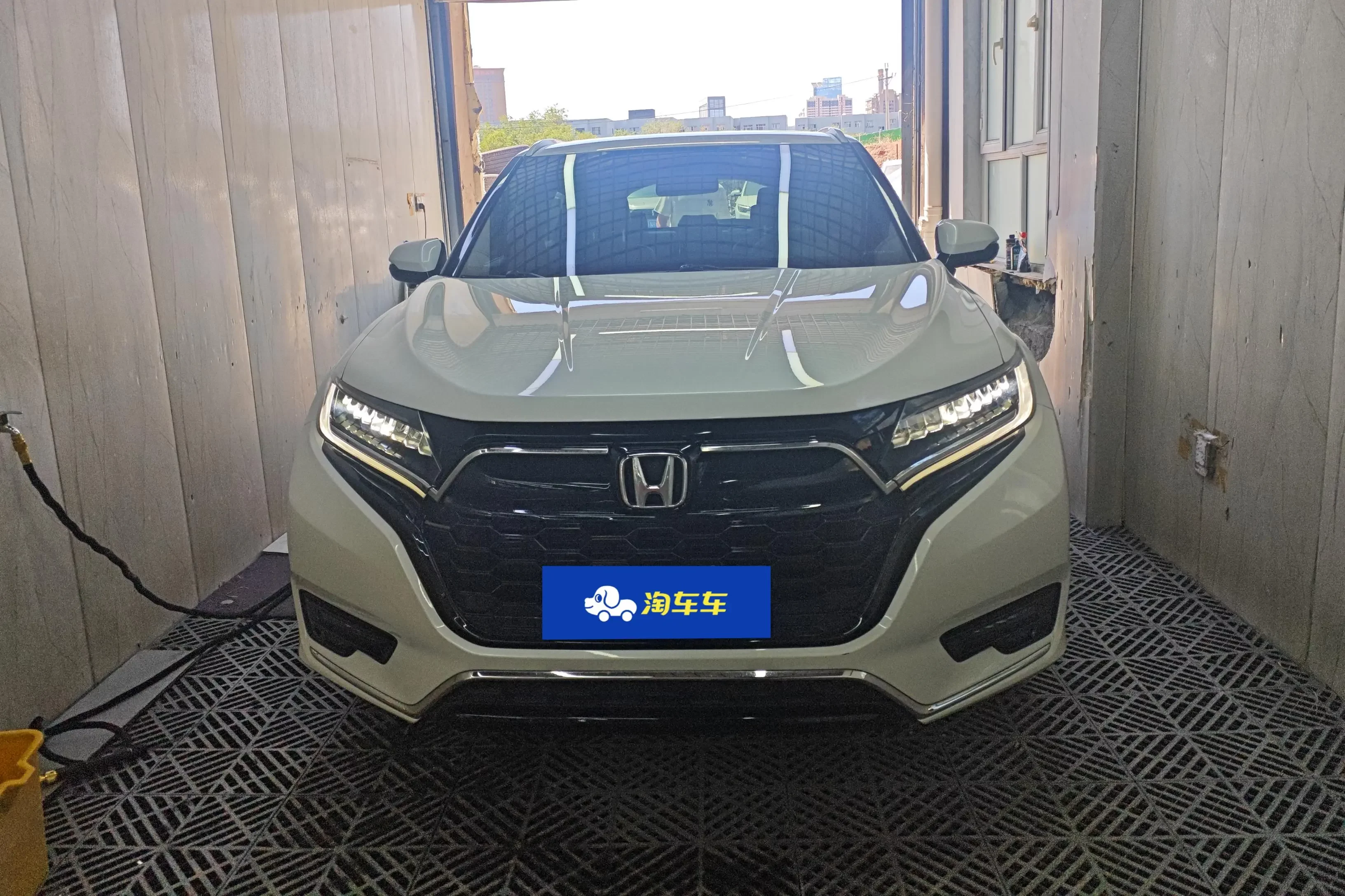 Honda UR-V
