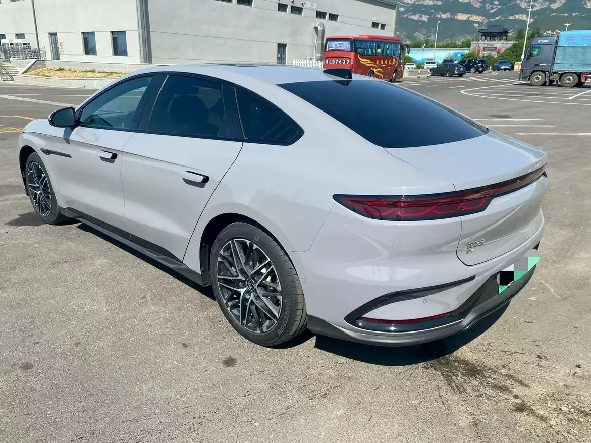 BYD Han EV