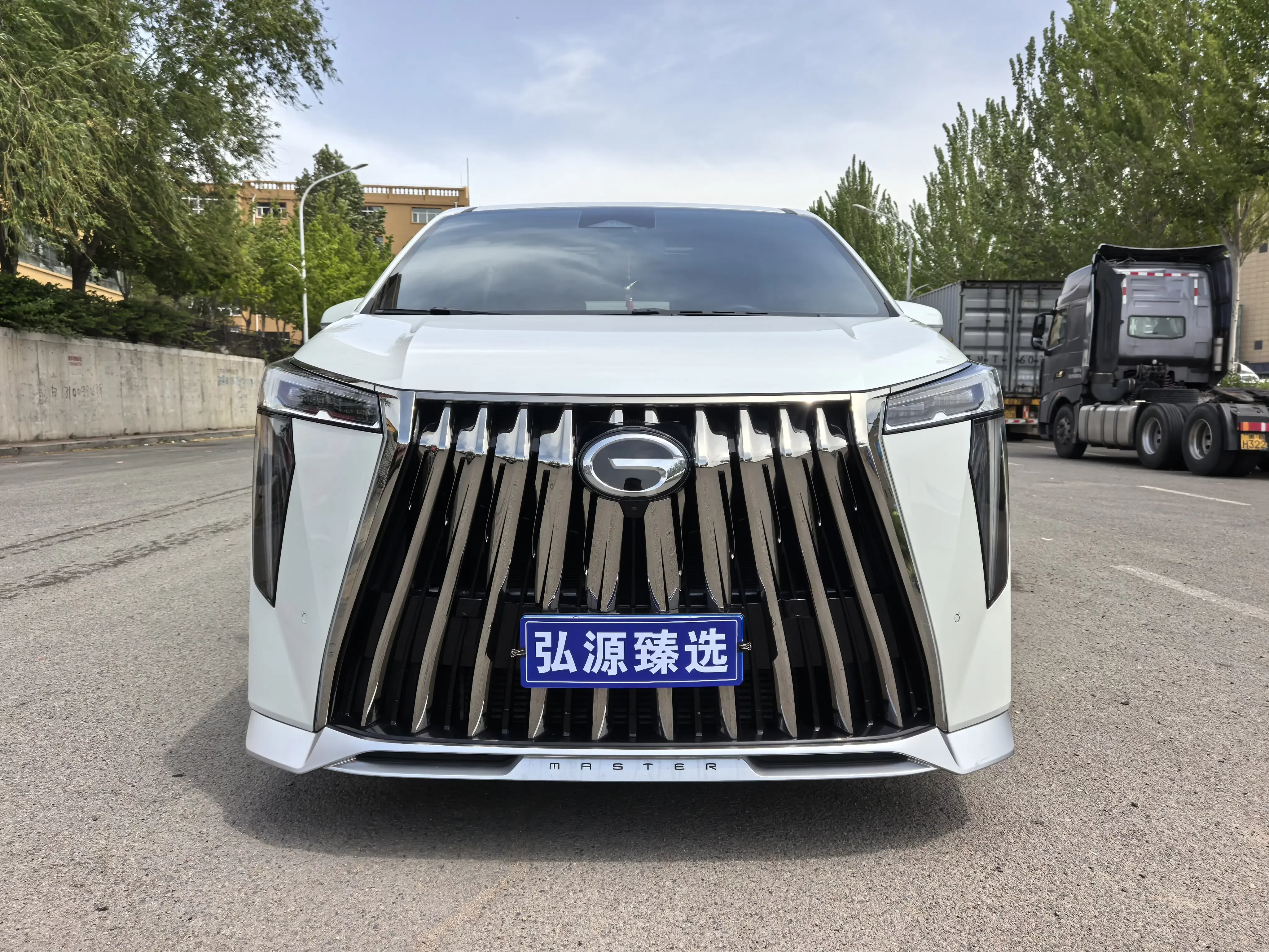 GAC Trumpchi M8