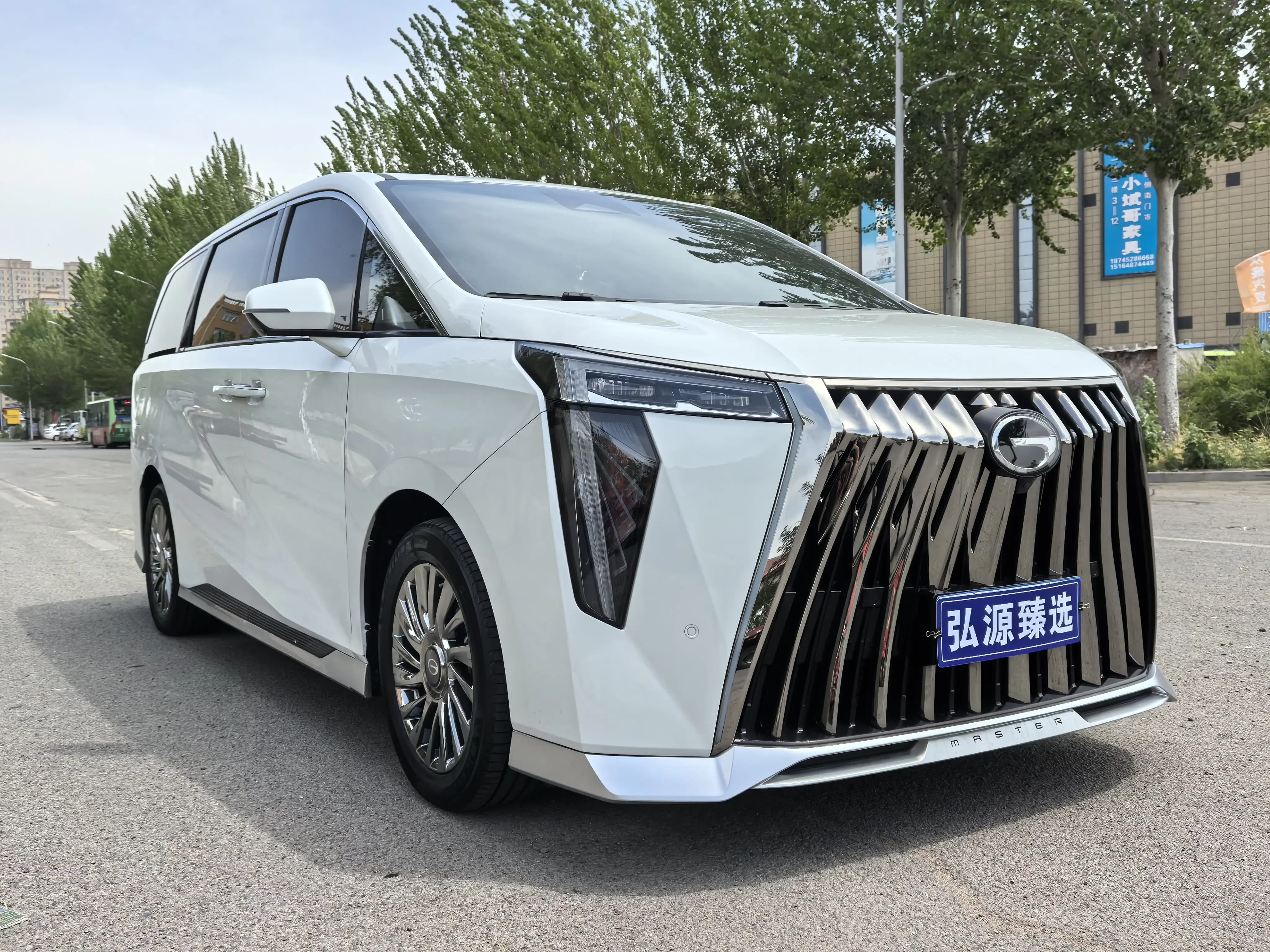 GAC Trumpchi M8