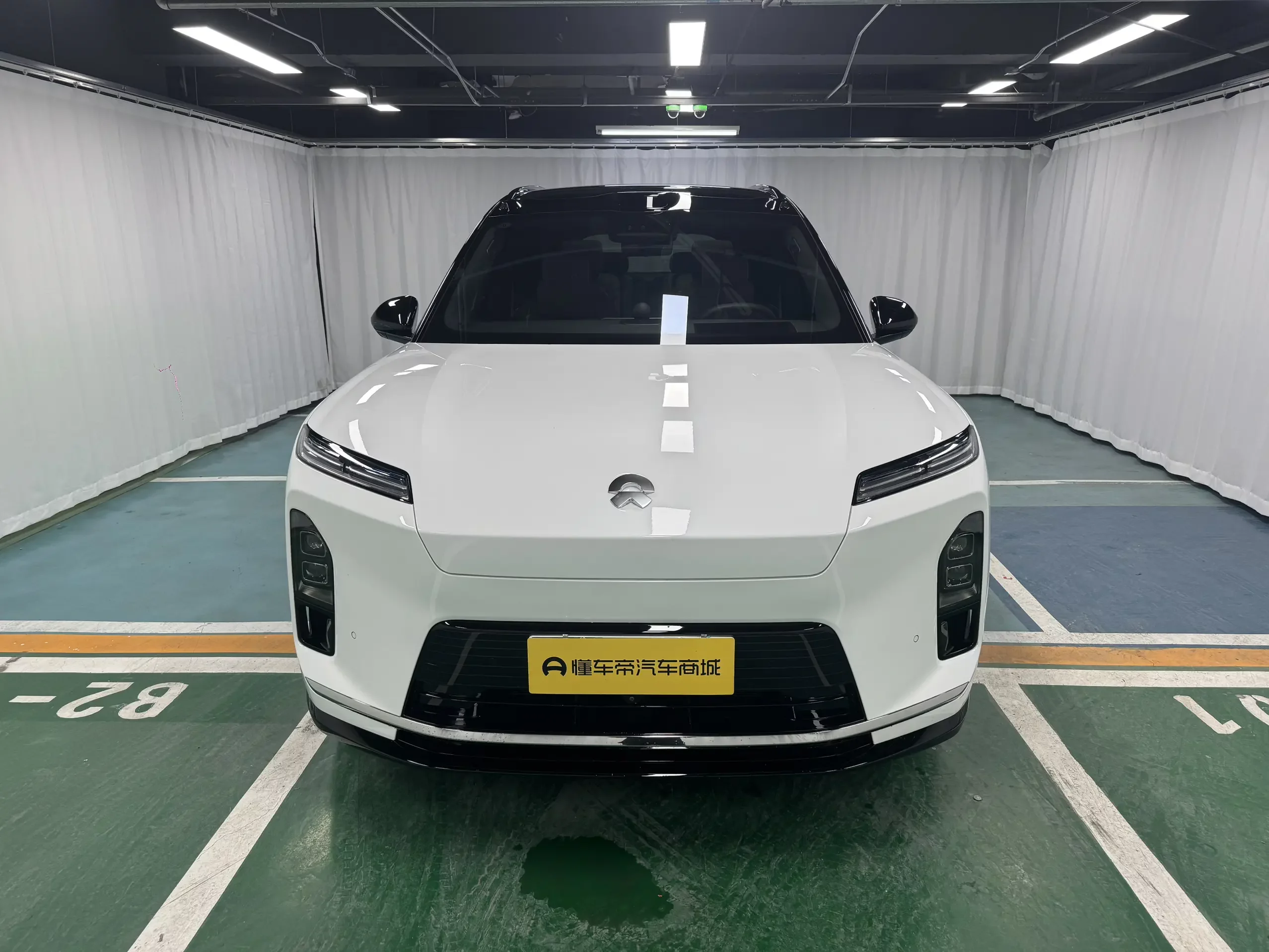 NIO ES8