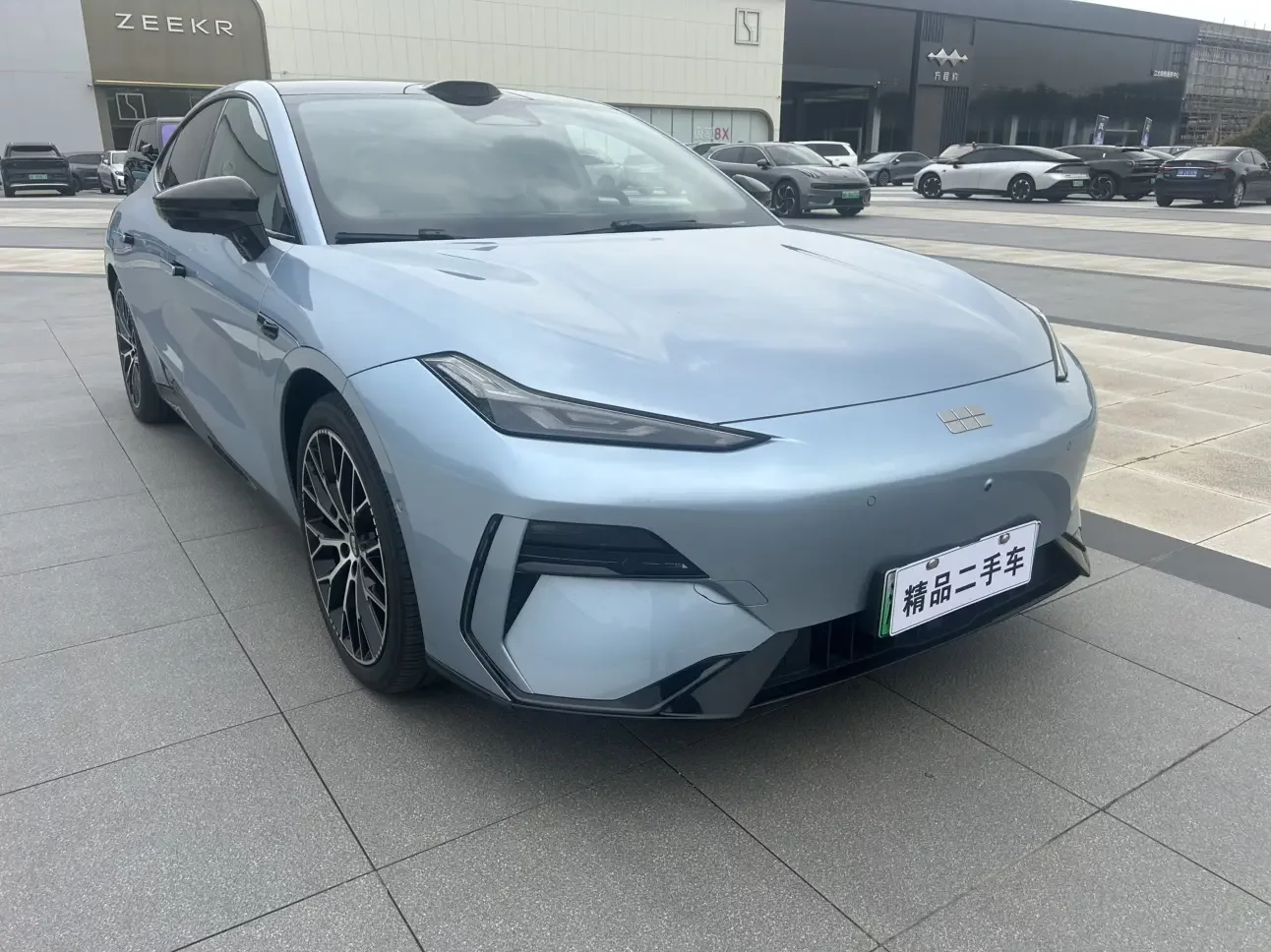 Geely Galaxy E8