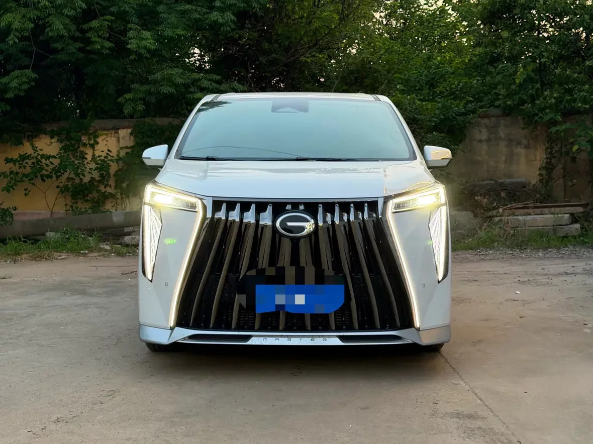 GAC Trumpchi M8